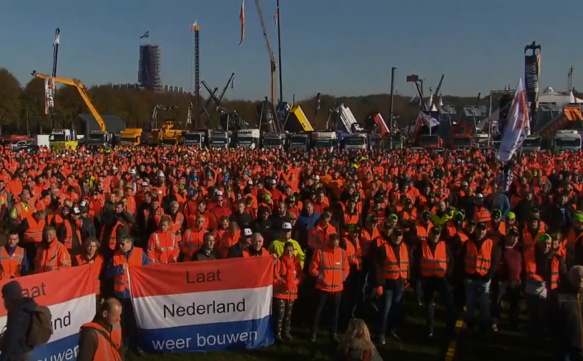 Rode kruizen op A12 bij Nootdorp: Bouwers laten zich niet tegenhouden
