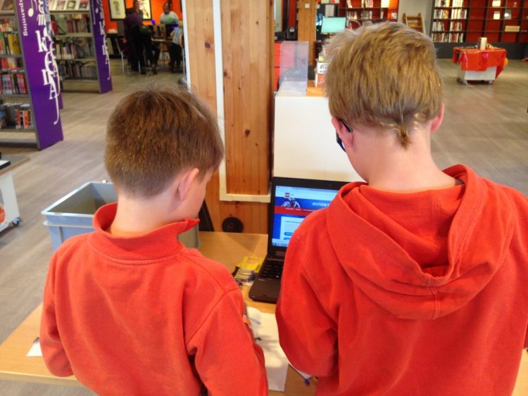 Nieuwe digitale snufjes voor technische kids  “Kom naar de Codeclub”