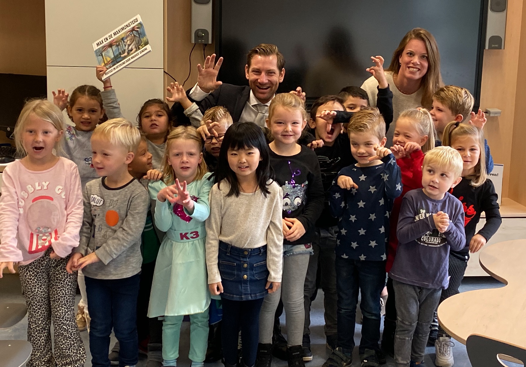 [VIDEO] Wethouders en burgemeester lezen voor op Rijswijkse scholen tijdens Kinderboekenweek