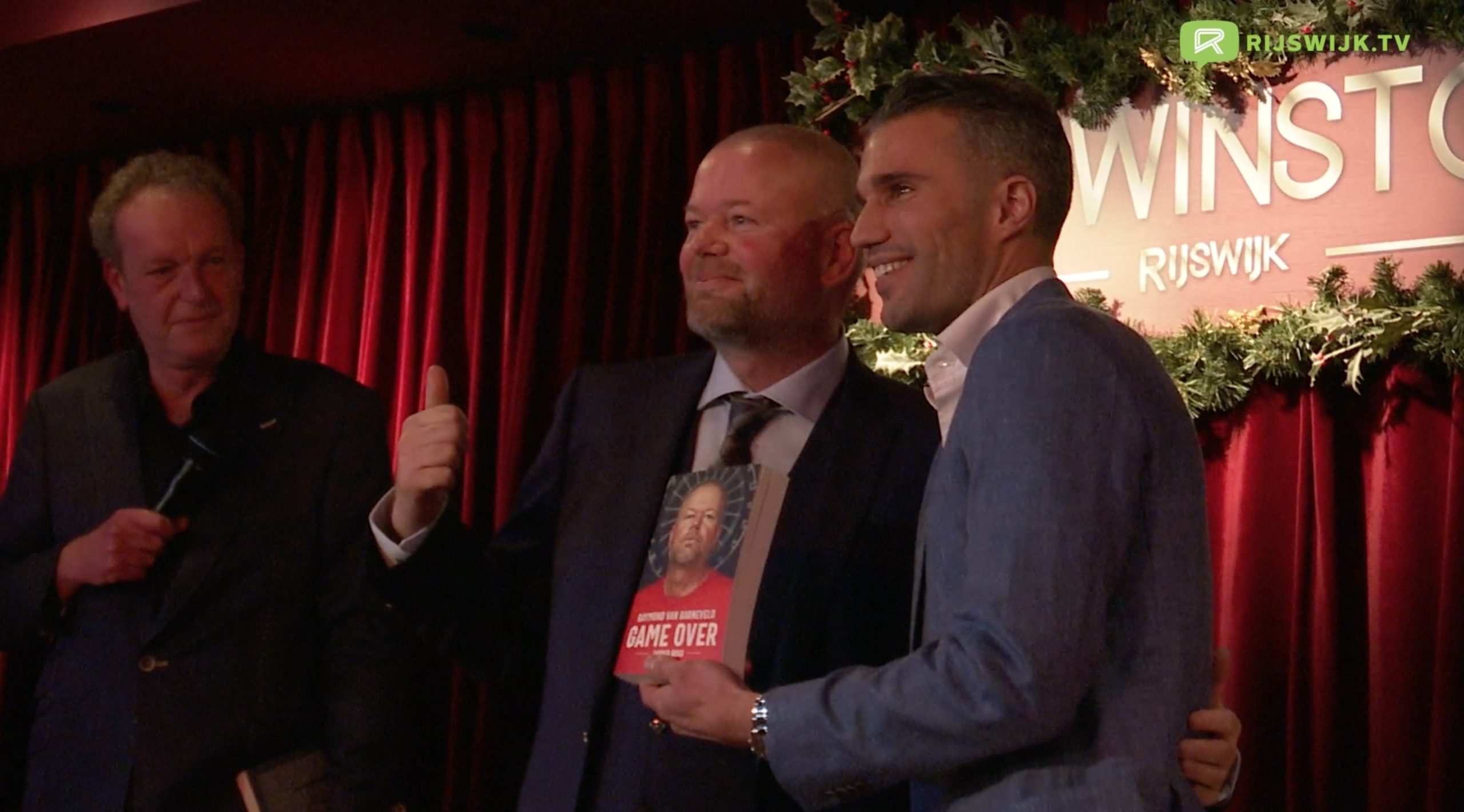 [VIDEO] Raymond van Barneveld presenteert zijn boek in Sir Winston Club