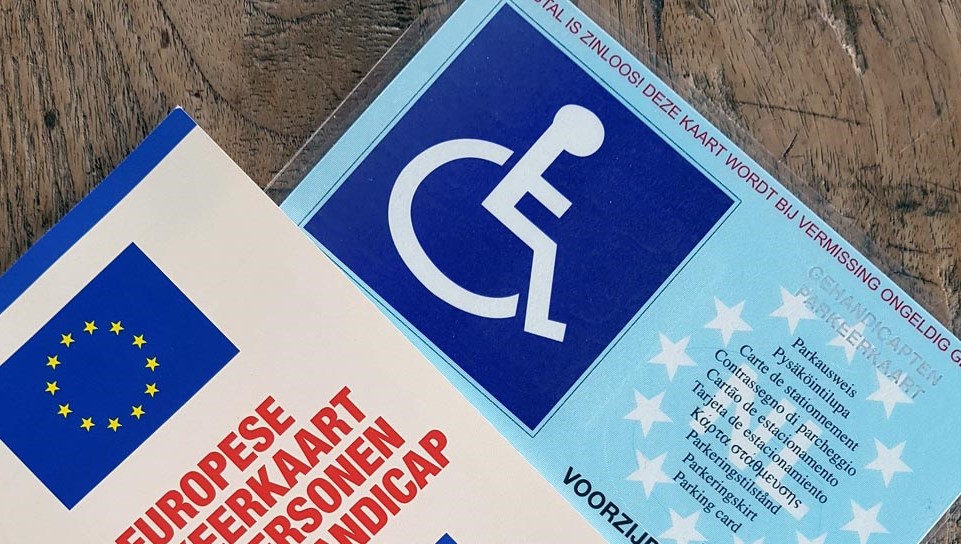 [UPDATE] Rijswijkers worden thuis bezocht om gehandicaptenparkeerkaart aan te kunnen vragen