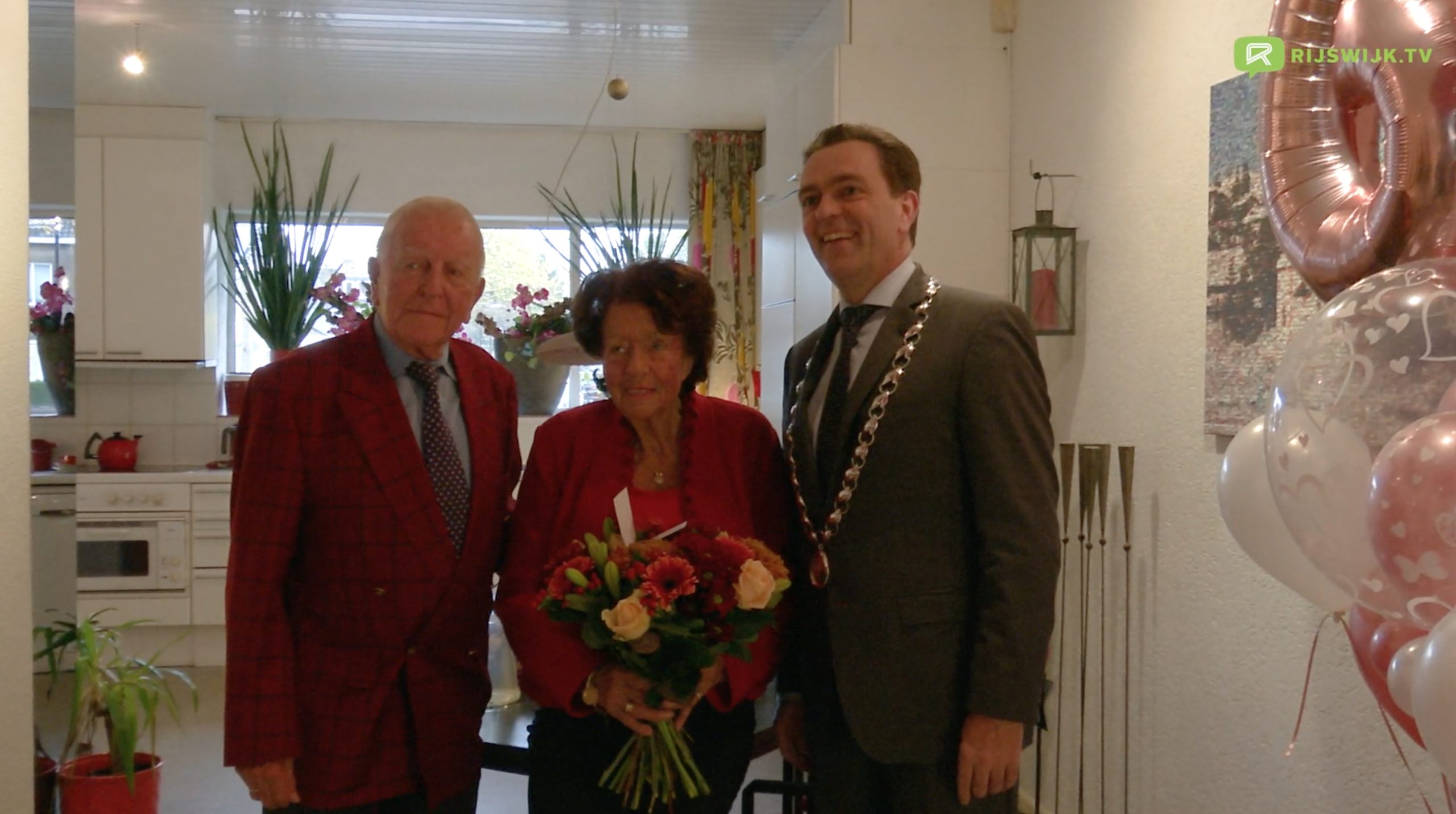 [VIDEO] Groot feest bij Leni en Jan de Bruijn in teken van 65 jaar huwelijk