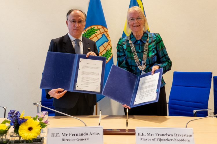 OPCW en de gemeente Pijnacker-Nootdorp tekenen Locatie overeenkomst voor nieuw Center voor Chemie en Technologie