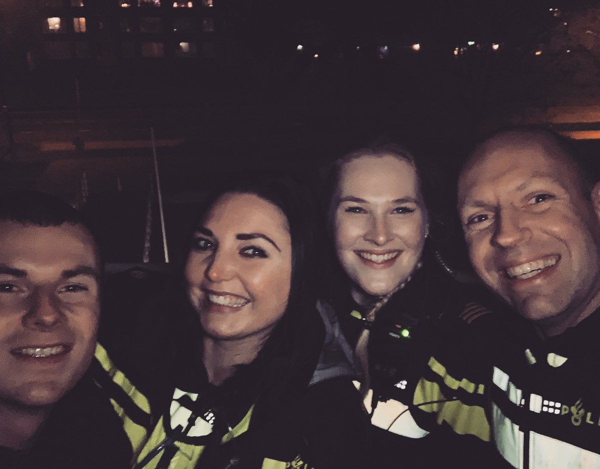 Burgemeester Bezuijen op bezoek bij hulpverleners