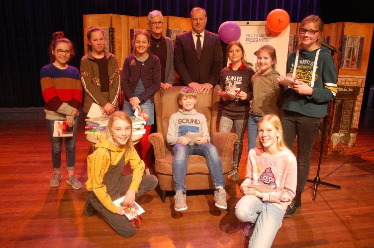 Charlie Hylarides van De Winde wint voorronde Voorleeswedstrijd