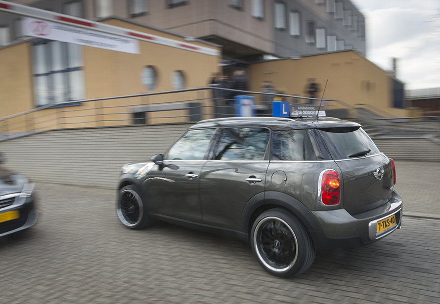 Autorijlessen verboden sinds 23 maart