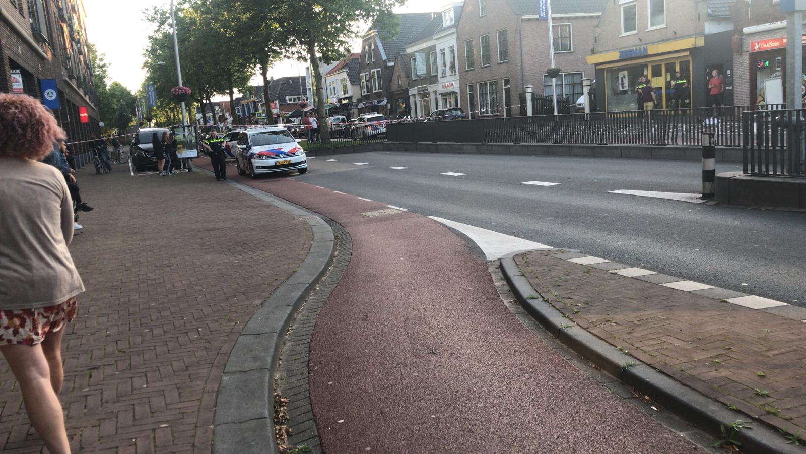 Veel politie Oostlaan, bewoner aangehouden