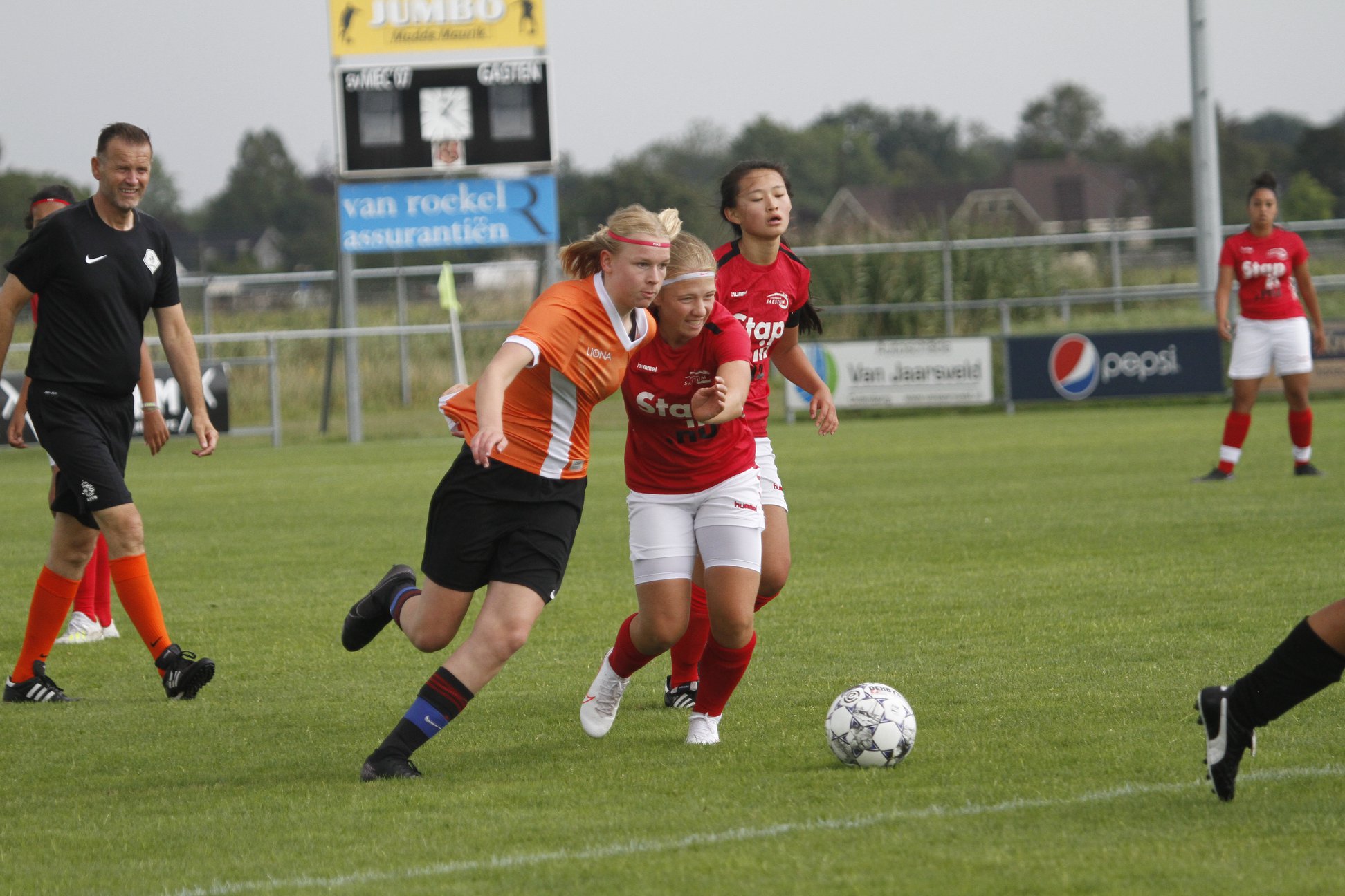 Dames DSVP gaan weer voetballen