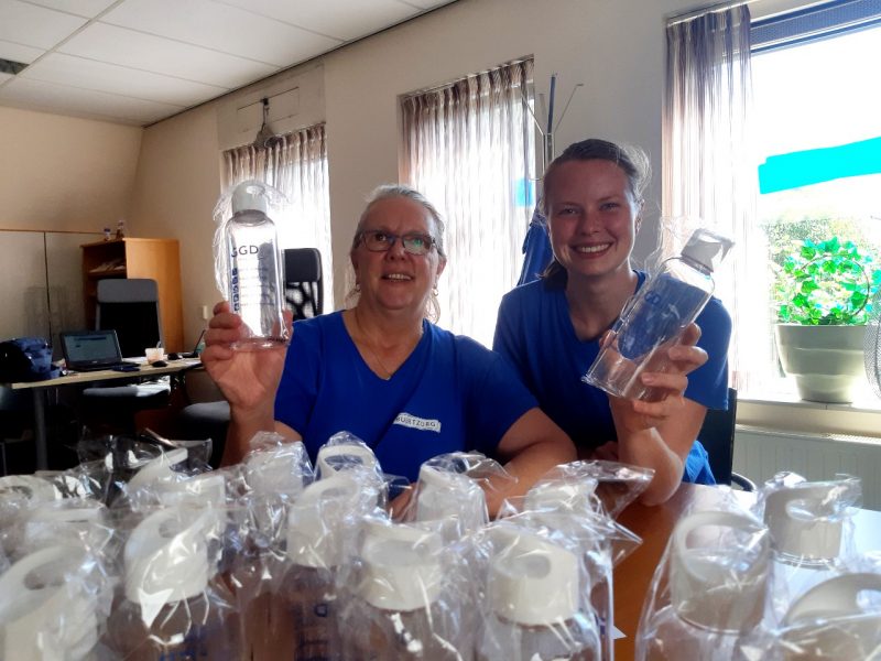Waterflessen voor kwetsbare ouderen