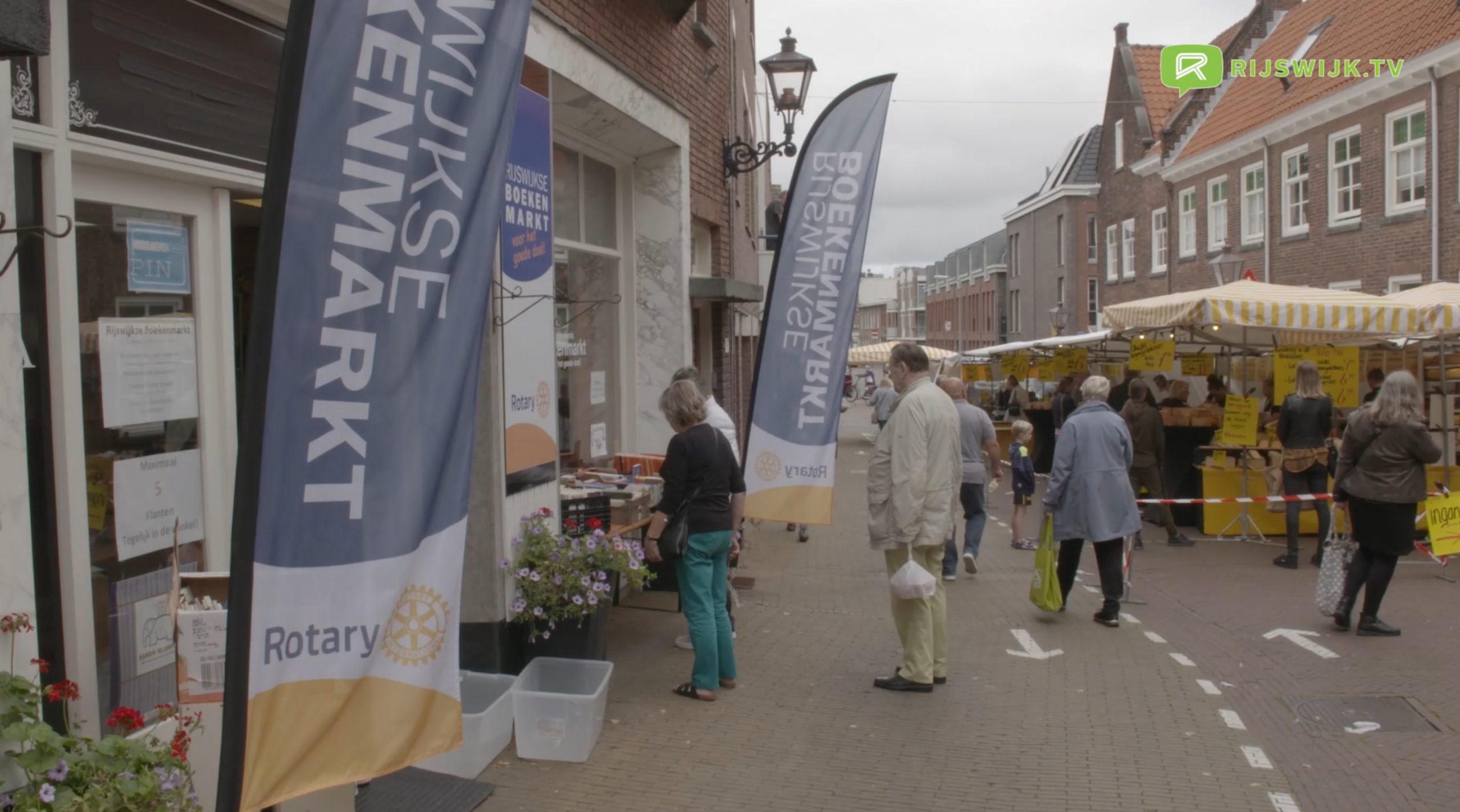 [VIDEO] Boekenmarkt voor Strandwalfestival