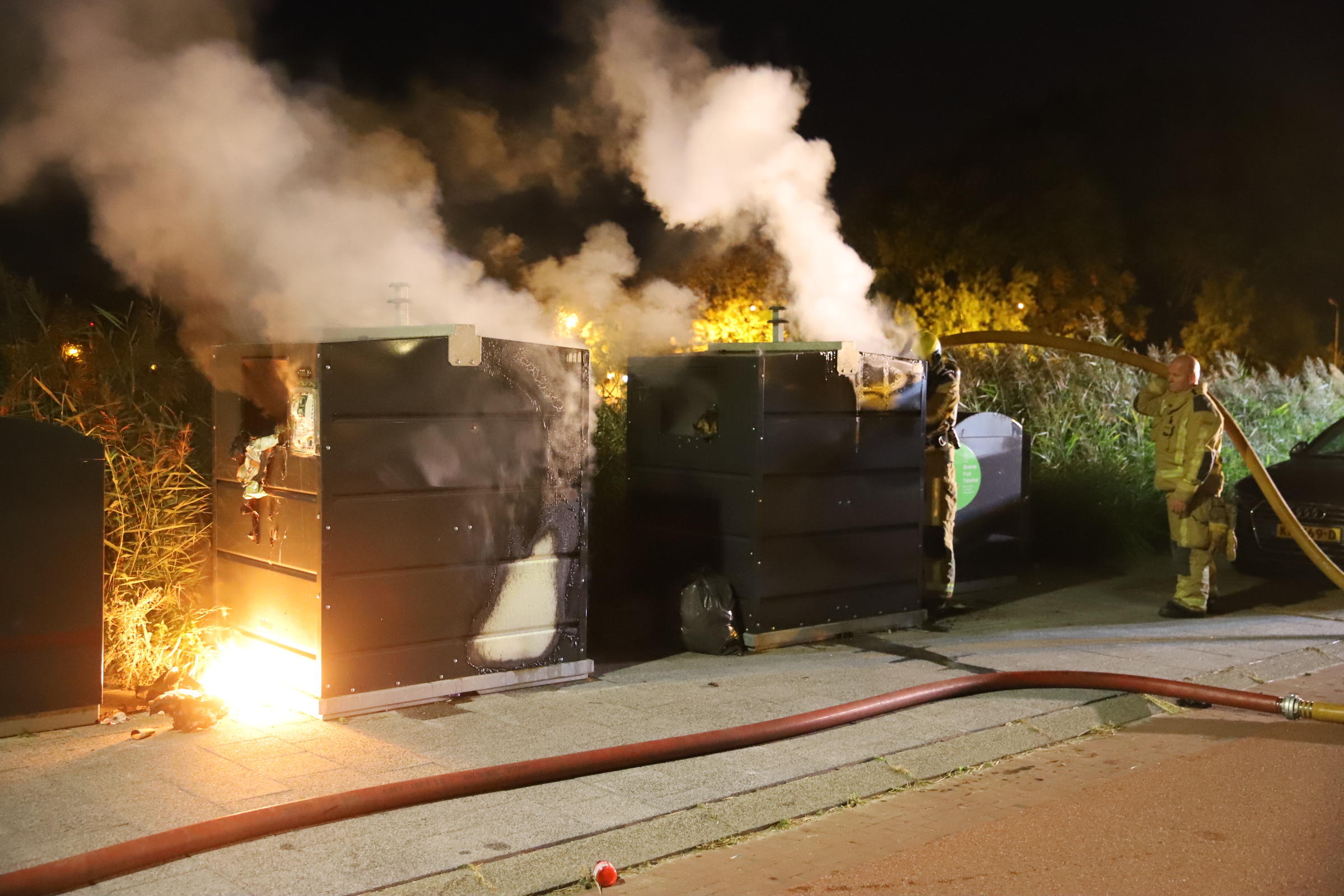 Twee bovengrondse containers in brand gestoken aan Jaagpad Rijswijk