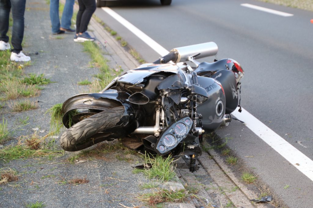 Motorrijder zwaargewond bij eenzijdig ongeval met motor N470 in Pijnacker