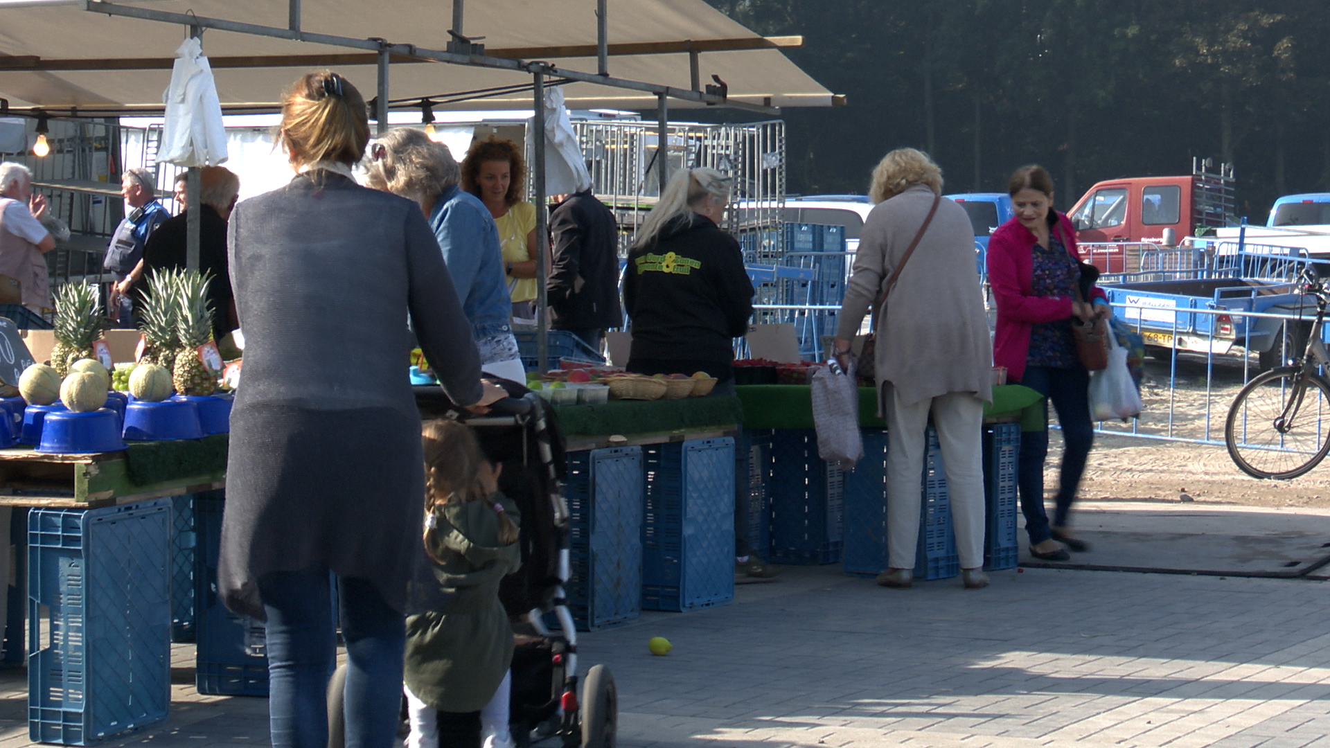 [VIDEO] Marktlieden en bezoekers Leidschendamse dinsdagmarkt luiden noodklok