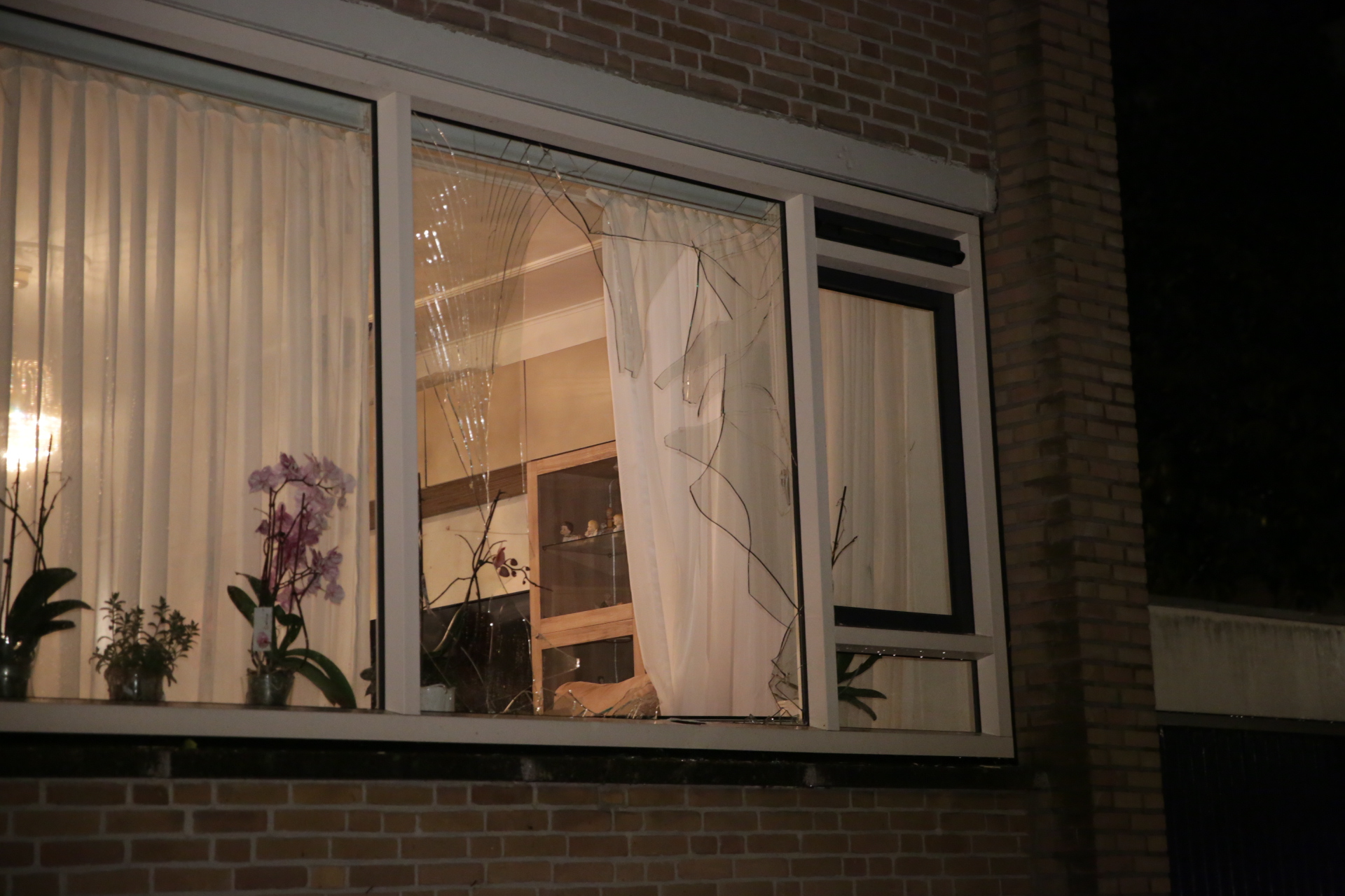 Blikseminslag Tamboerijnlaan zorgt voor veel schade
