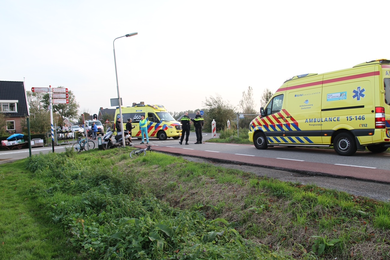 Twee gewonden bij aanrijding Nieuwkoopseweg Pijnacker