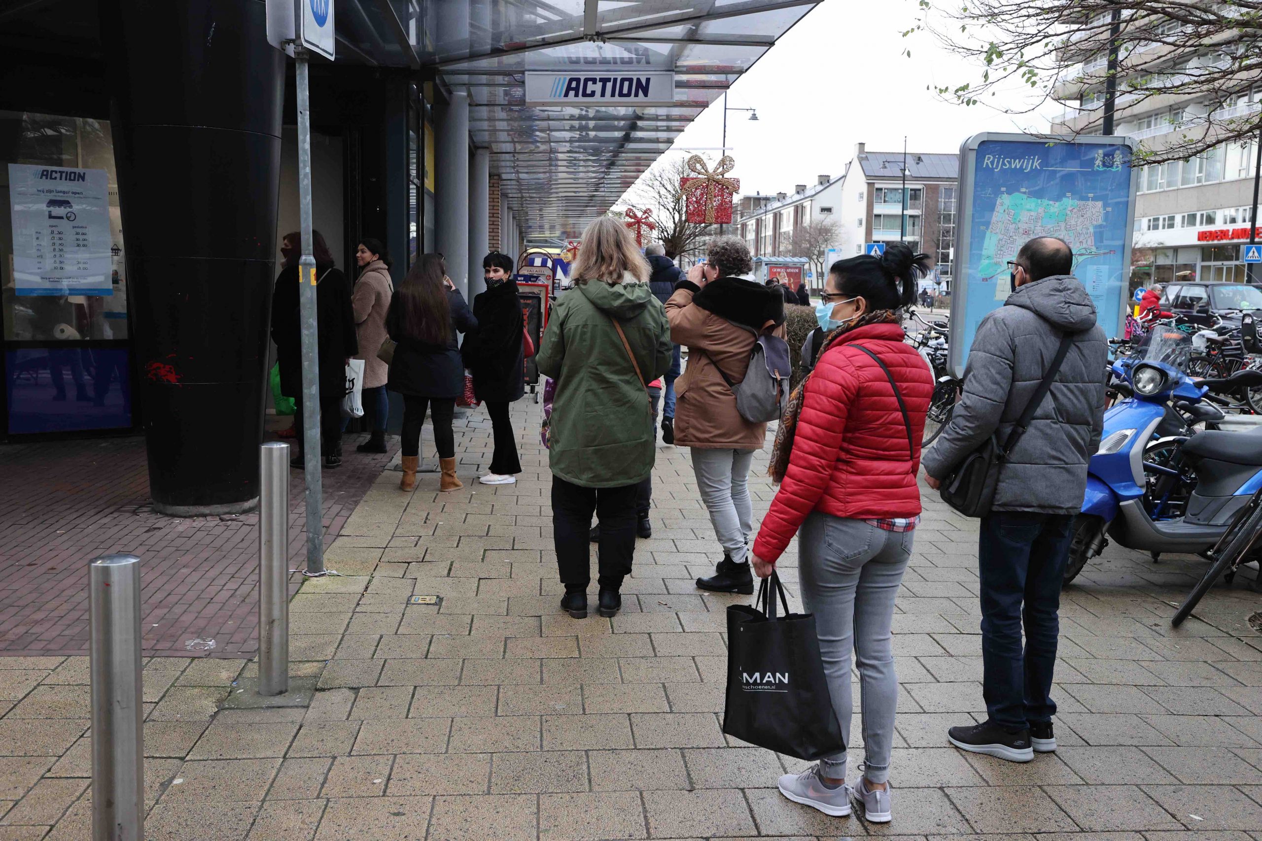 [VIDEO] Vernieuwde Bogaardplein officieel geopend