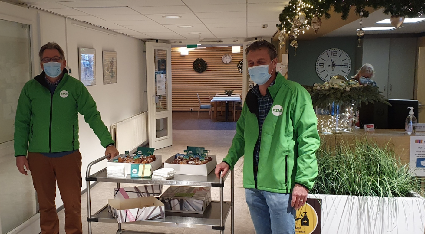 1000 oliebollen voor verzorgingstehuizen en ode aan hulpverleners