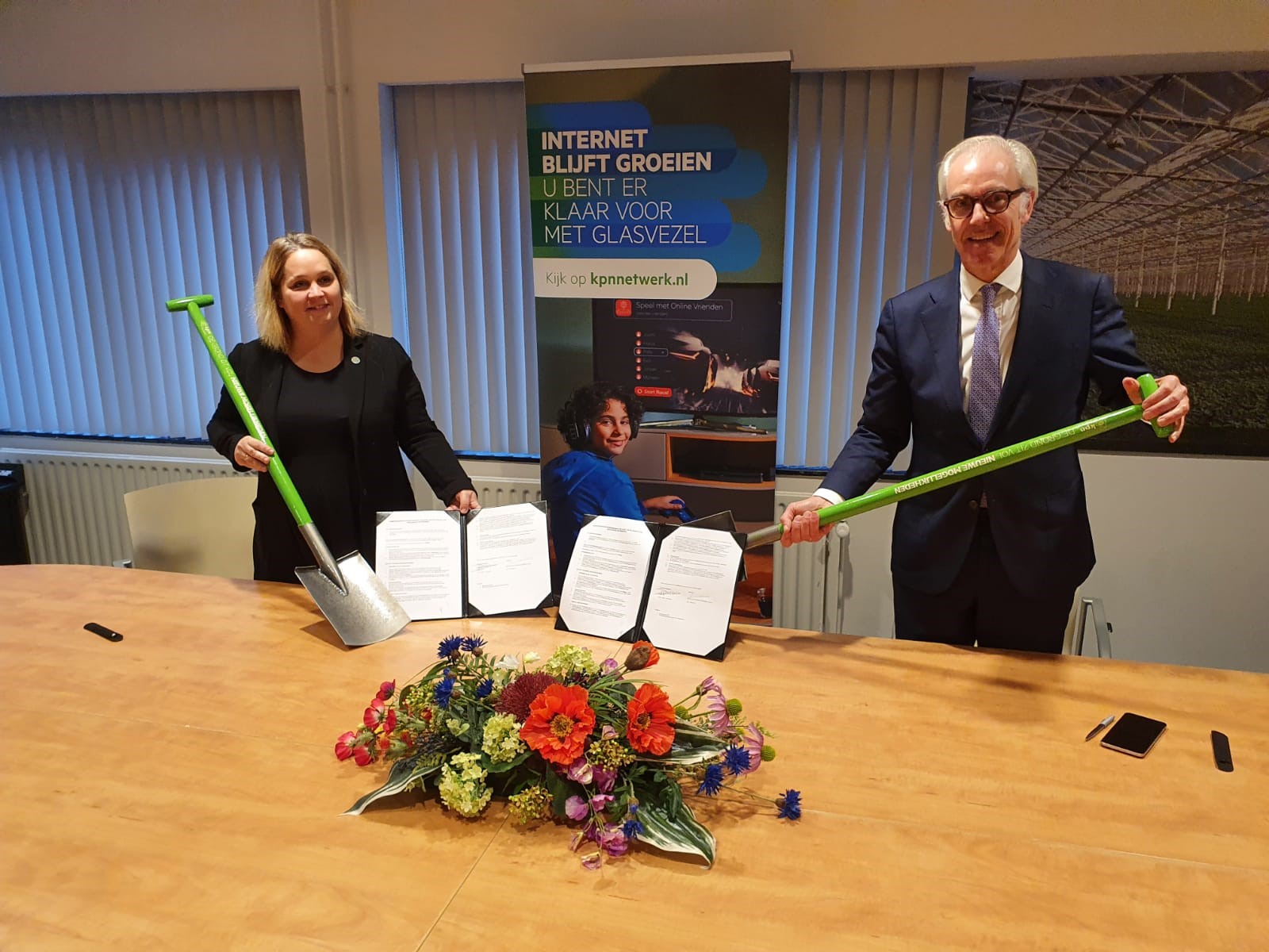 KPN legt glasvezel aan in Delfgauw en Pijnacker