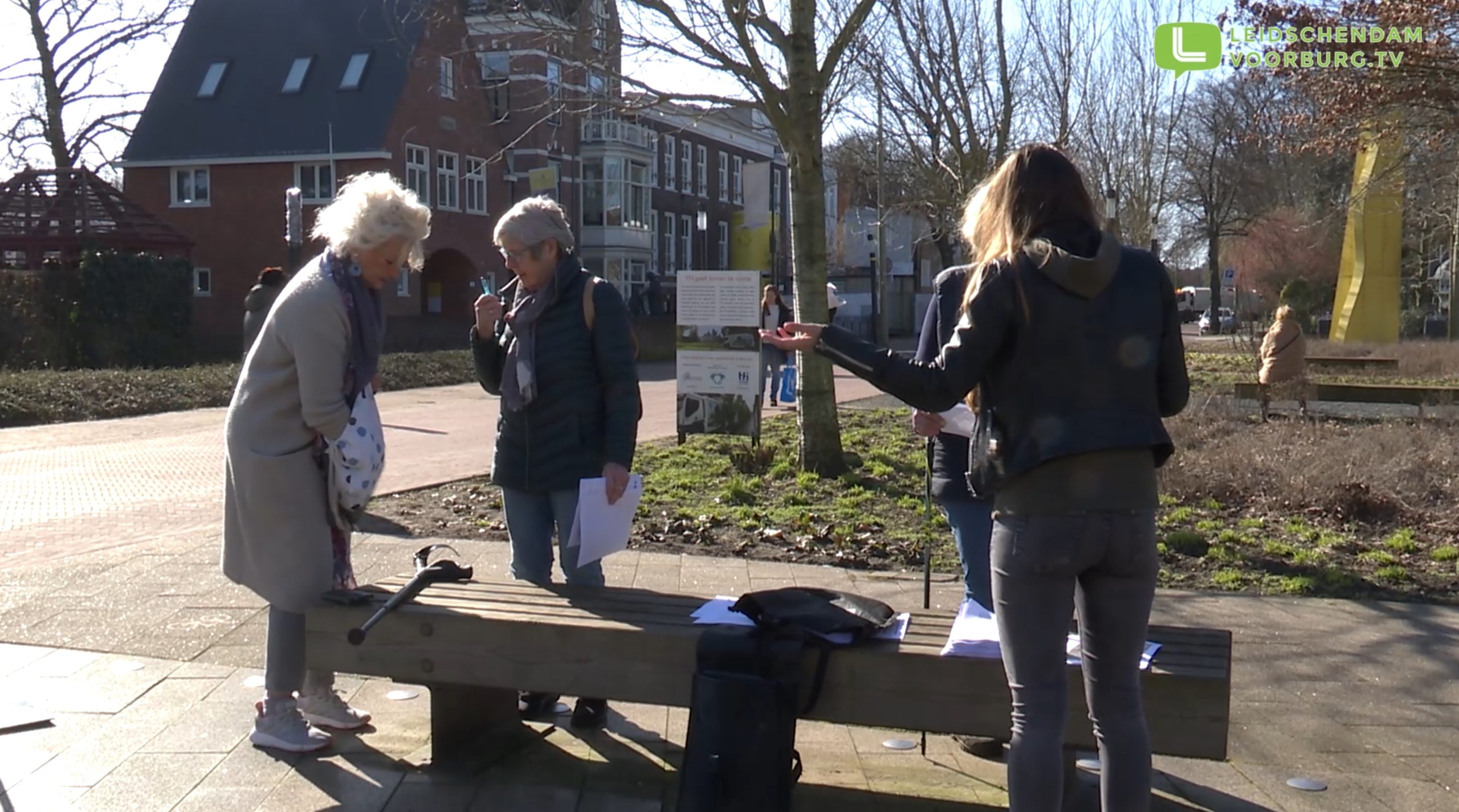 [VIDEO] 55-plussers volgen nostalgieroute langs de Vliet