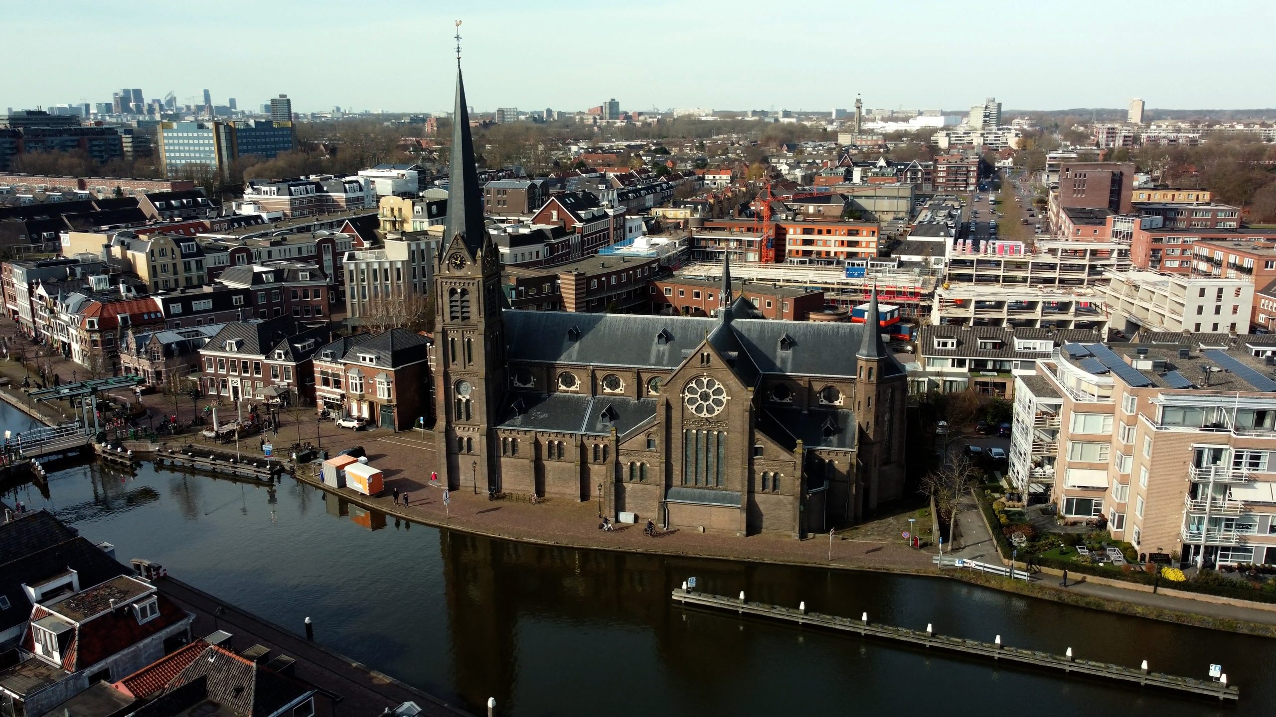 [VIDEO] Recreatiegebied Vlietland en de sluis vanuit de lucht
