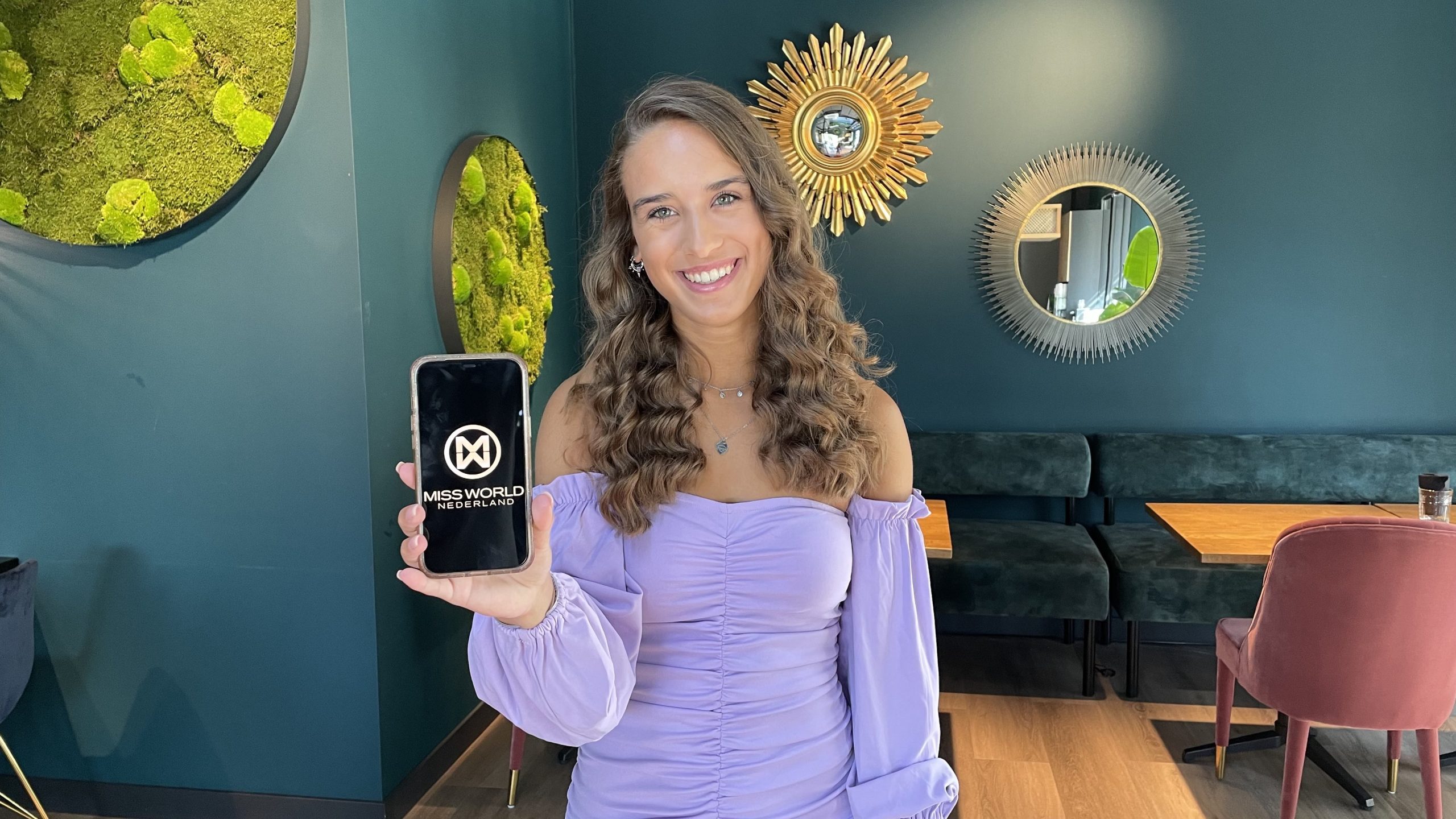 [VIDEO] Luca uit Pijnacker maakt kans om Miss World 2021 te worden