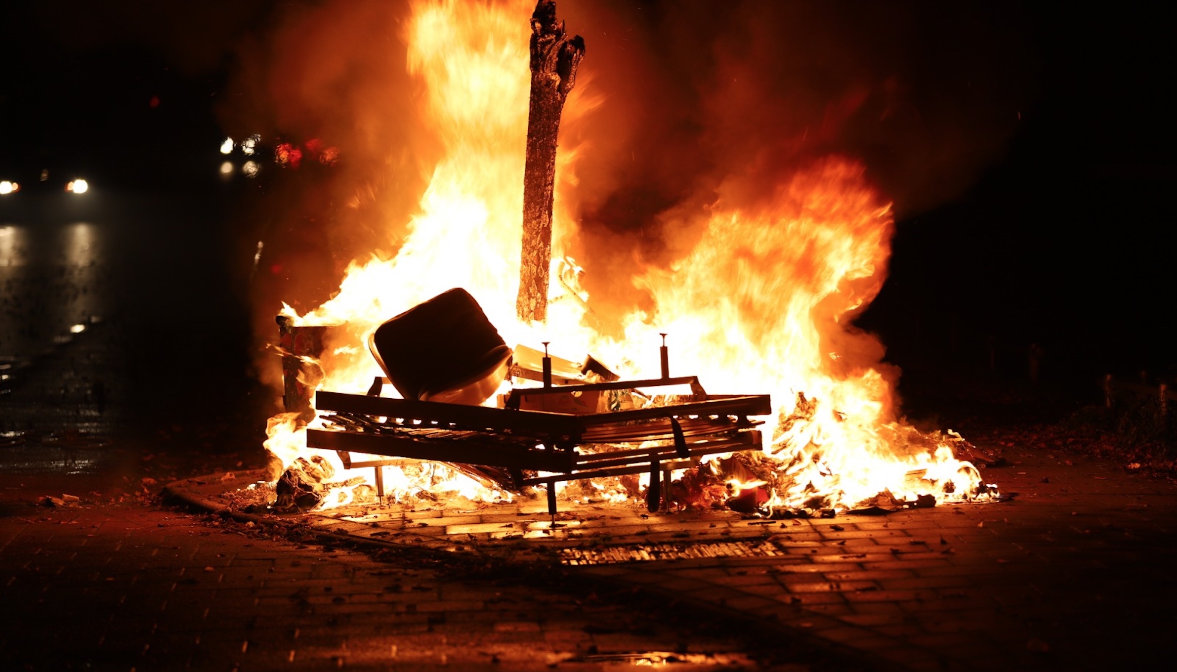 Laatste dag kermis eindigt met brandstichting in Rijswijk
