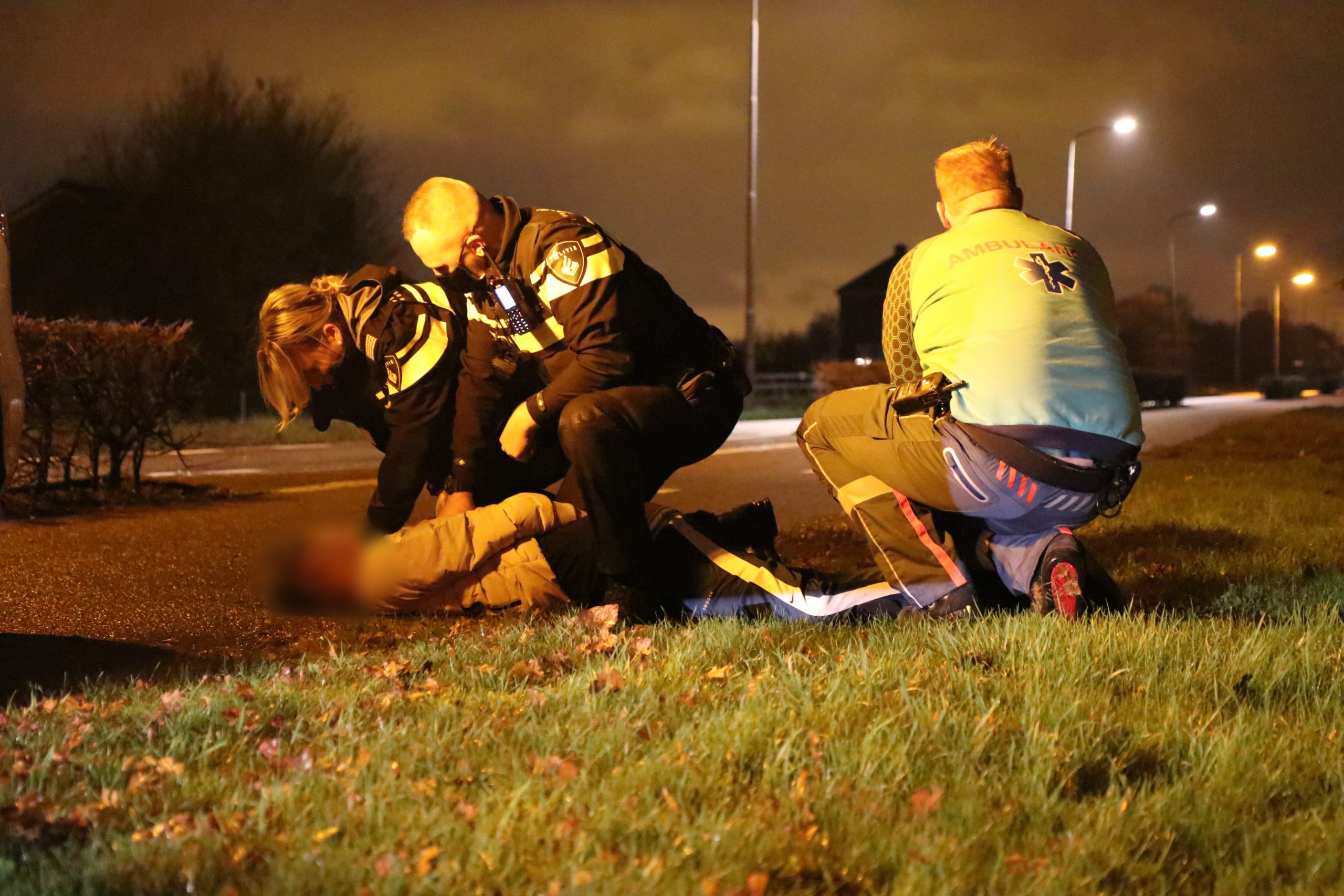 Bestuurder eenzijdig ongeval Katwijkerlaan Pijnacker schoffeert poltieagenten