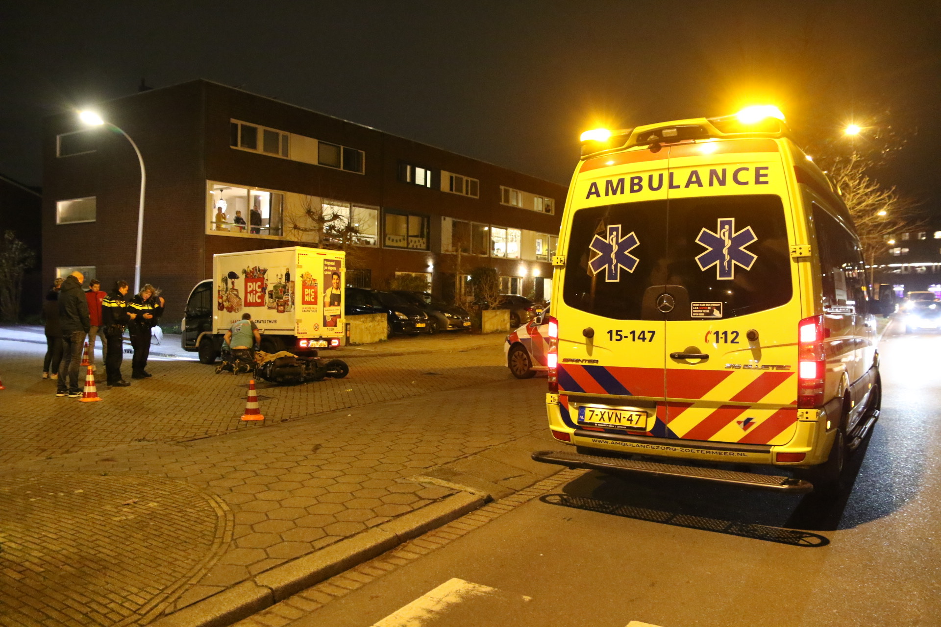 Scooterrijder gewond na botsing Delfgauw
