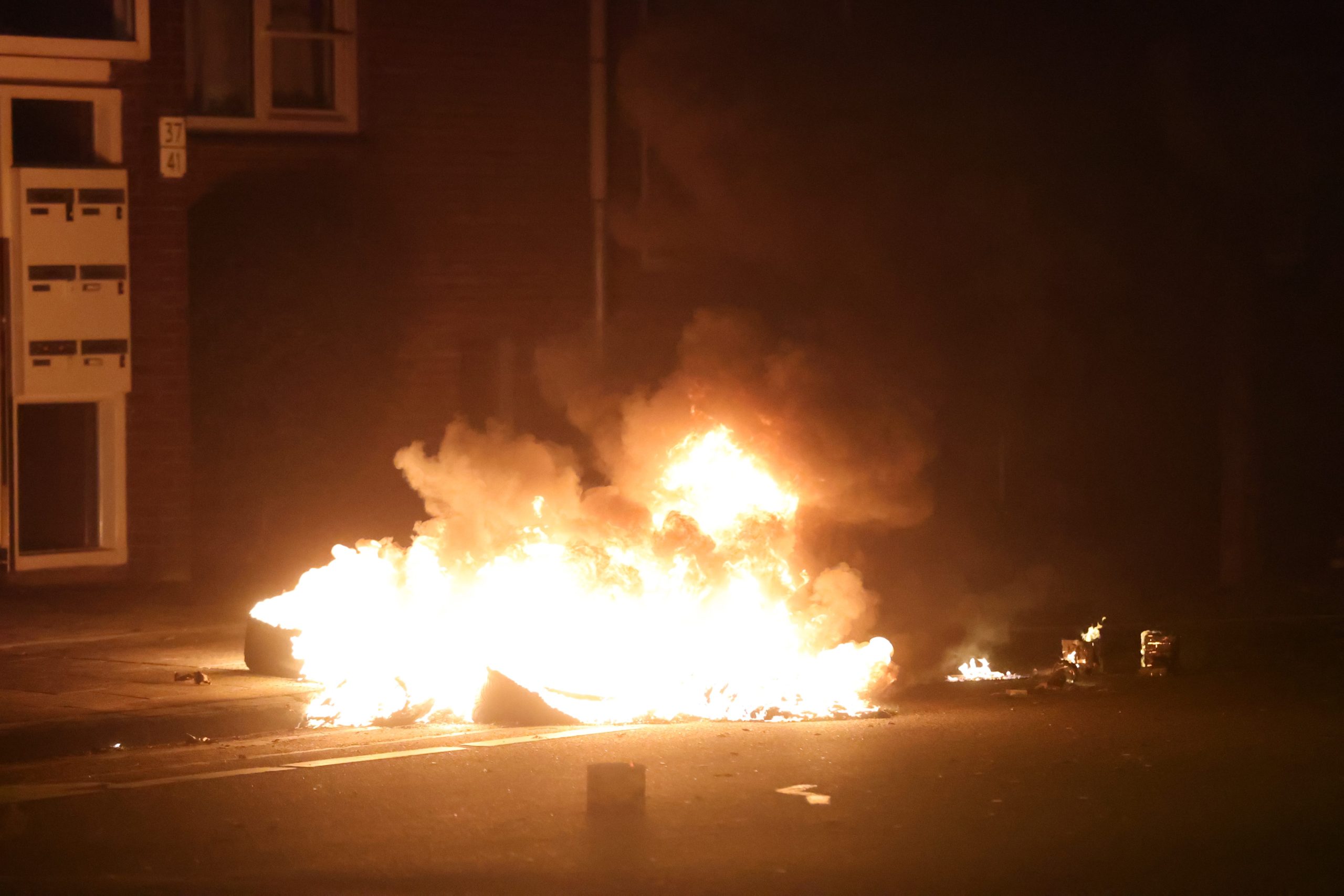 Forse buitenbrand geblust aan Steenlaan Rijswijk