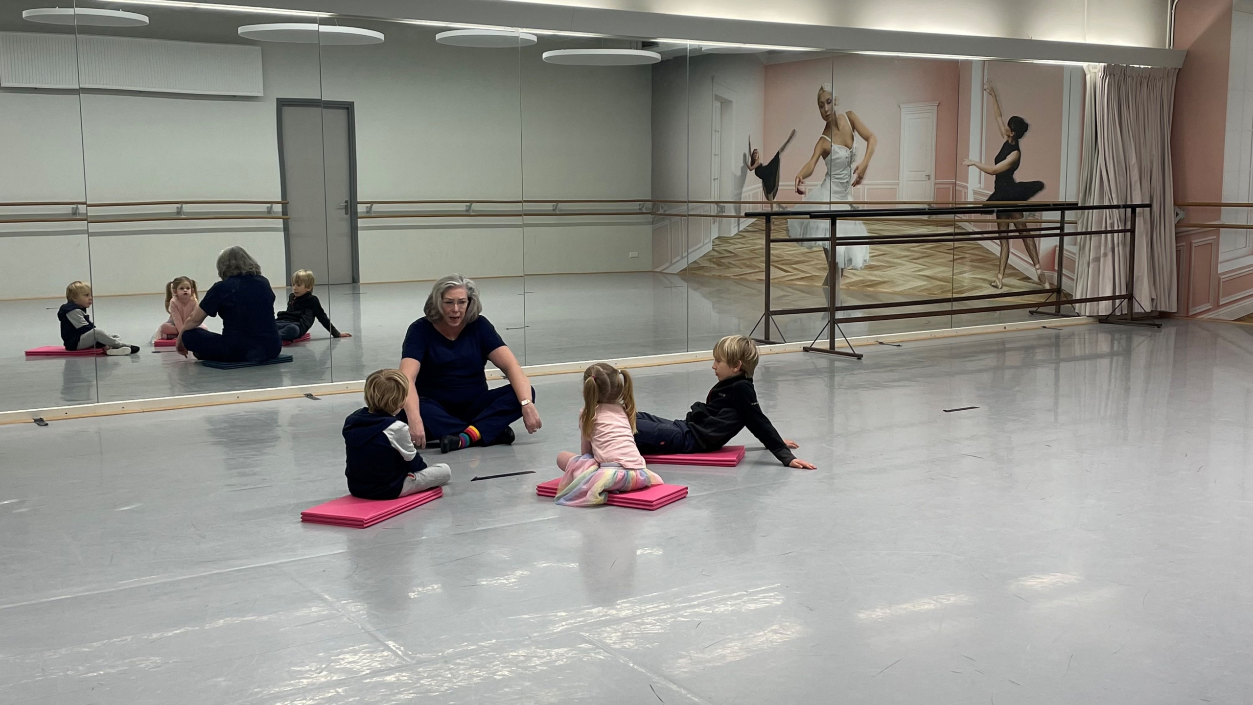 [VIDEO] Kinderen dansen erop los tijdens Mindfullness kinderdans