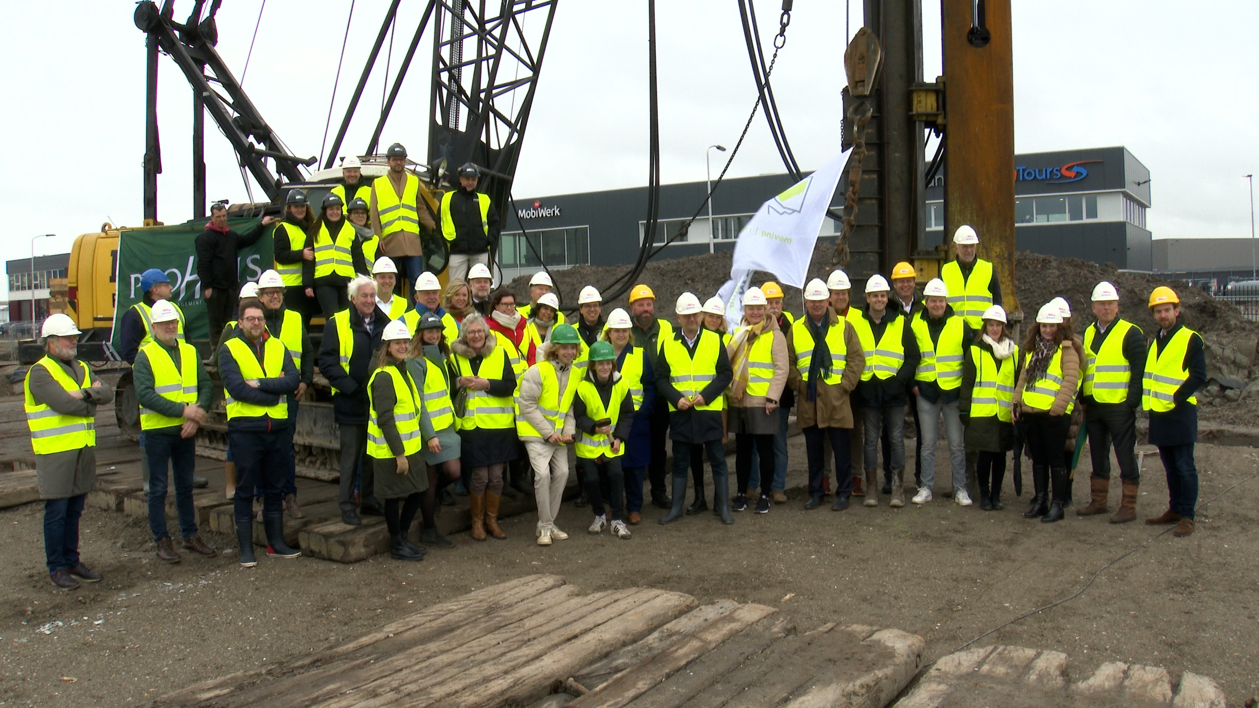 [VIDEO] Eerste palen Romynox en Voerman Groep een feit