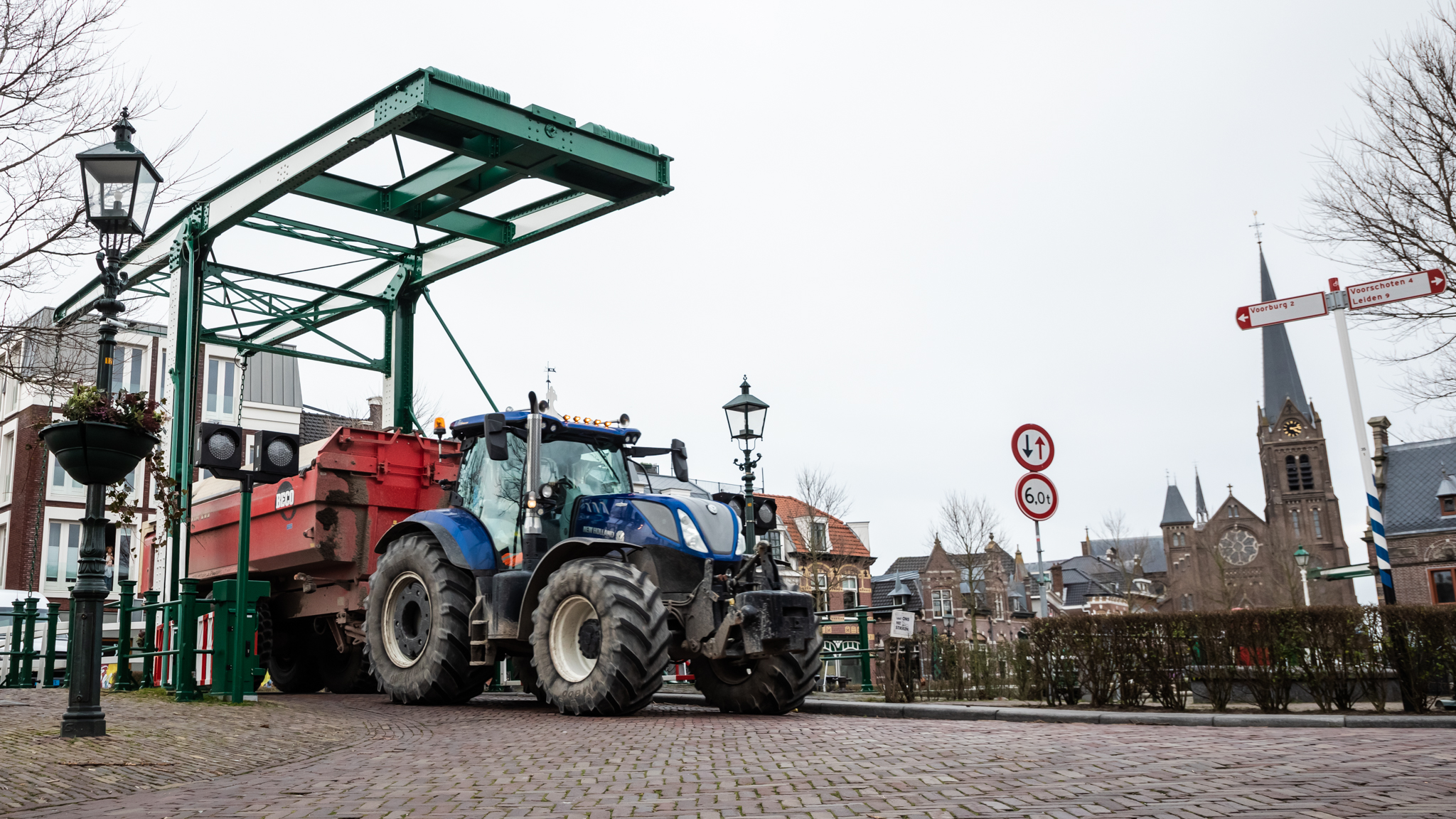 Binnenkort toch een einde aan landbouwverkeer over sluisbrug