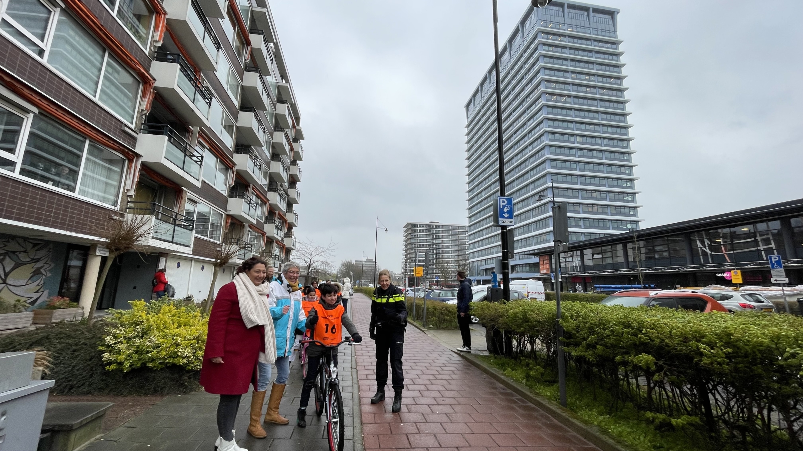 [VIDEO] 415 basisschoolkinderen doen mee aan jaarlijks fietsexamen