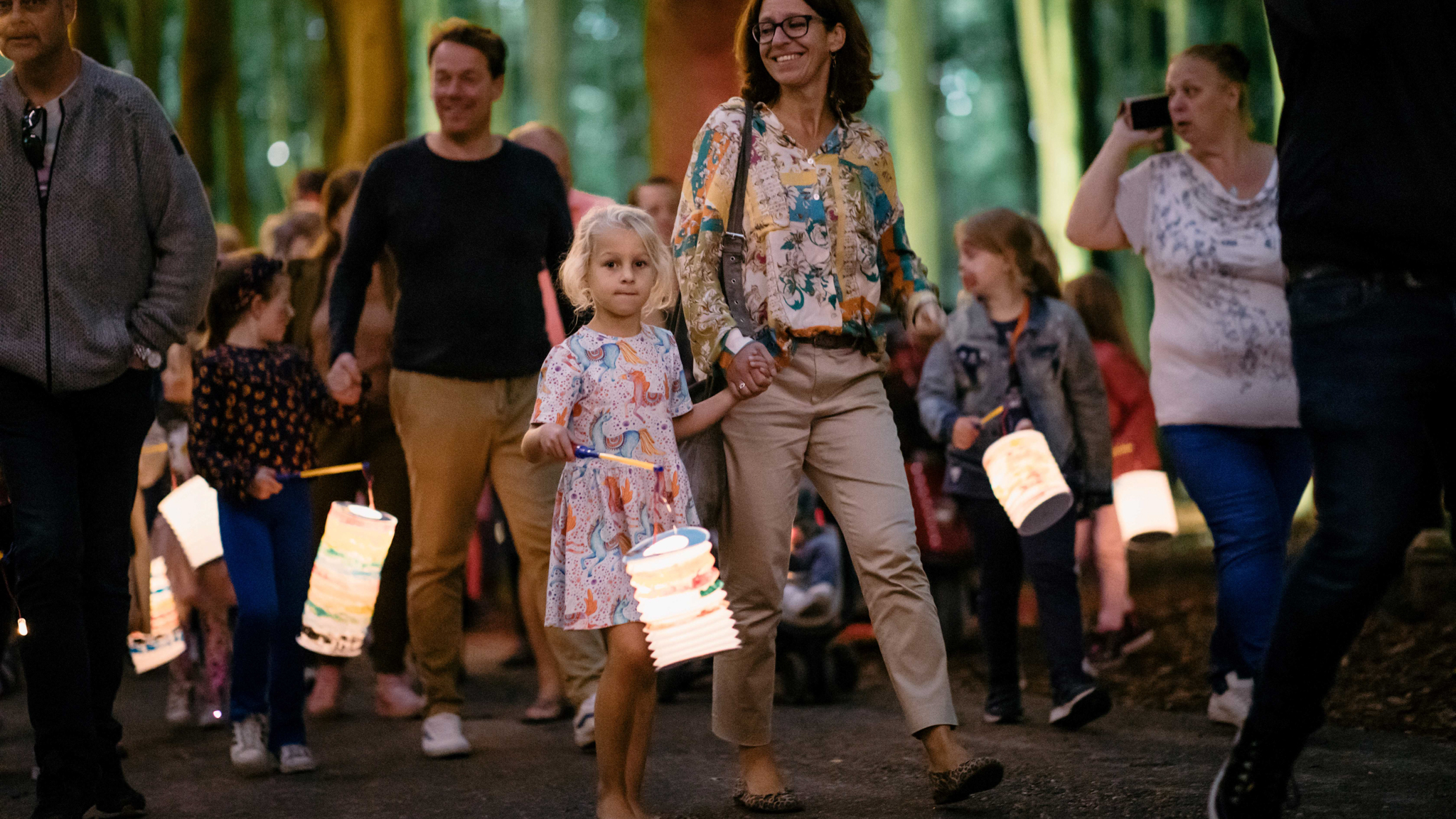 Strandwalfestival organiseert familiedag en DELA Lampionnenoptocht