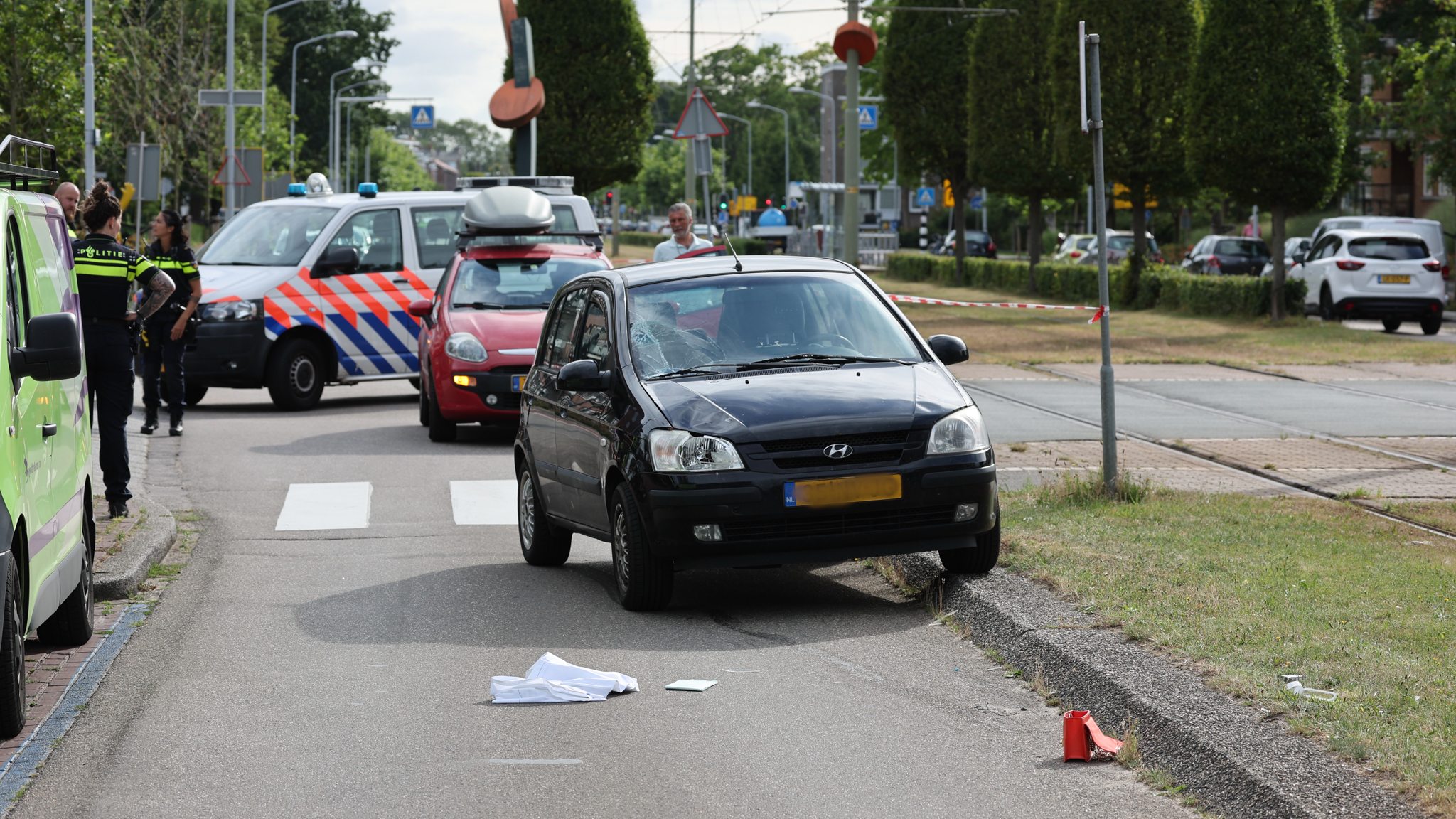 Vrouw aangereden op zebrapad in Voorburg