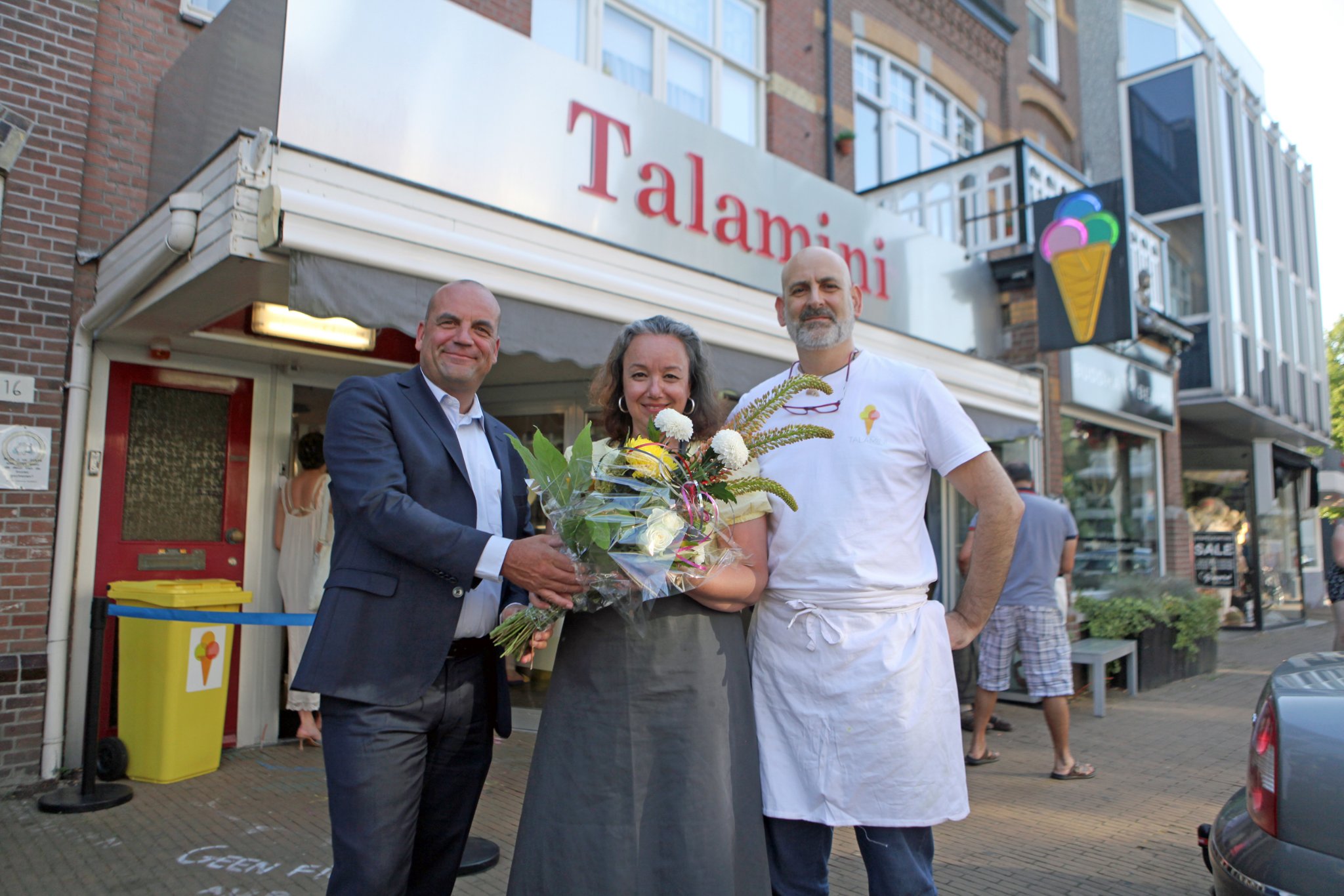 Felicitaties van gemeente Rijswijk voor 85-jarig bestaan Talamini