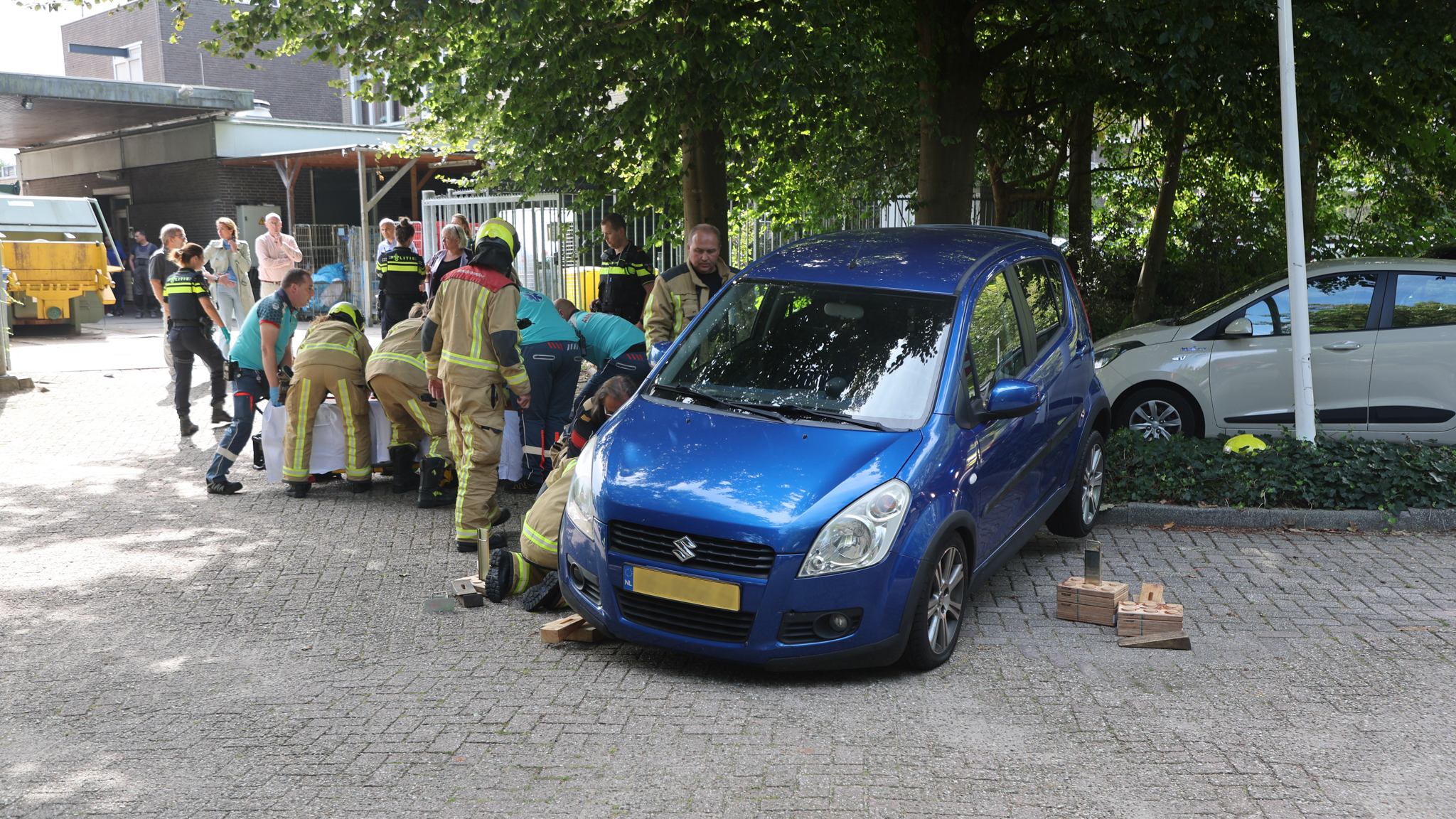 Man overreden door automobiliste op Gravin Juliana van Stolberglaan