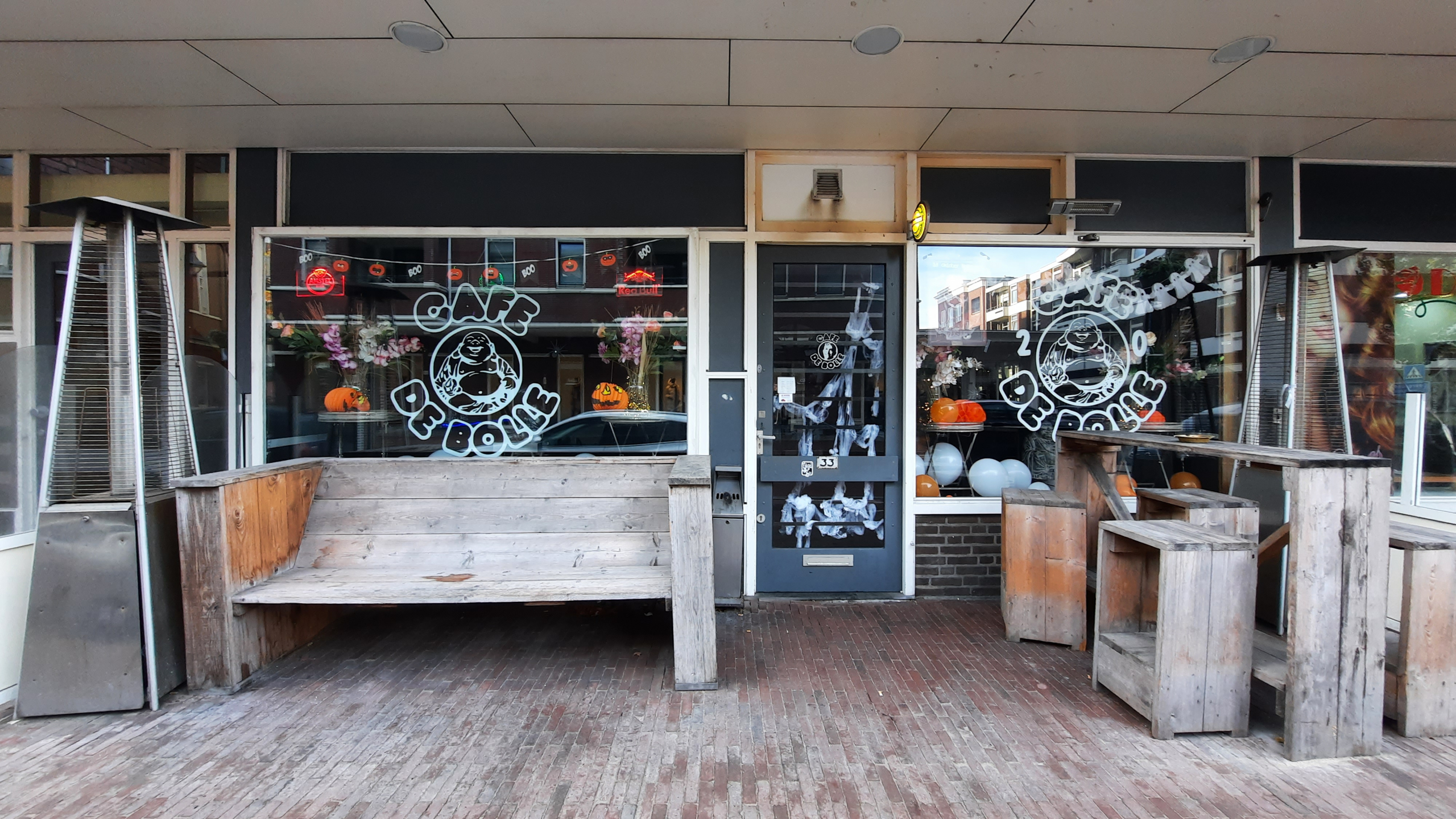 Café de Bolle in Leidschendam slachtoffer van inbraak