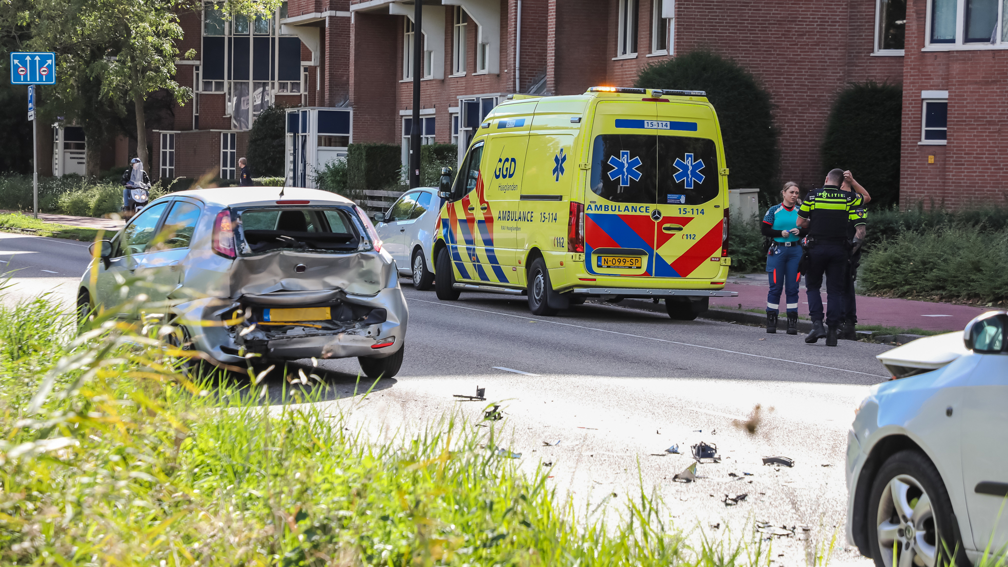 Prinses Beatrixlaan korte tijd gestremd na verkeersongeval