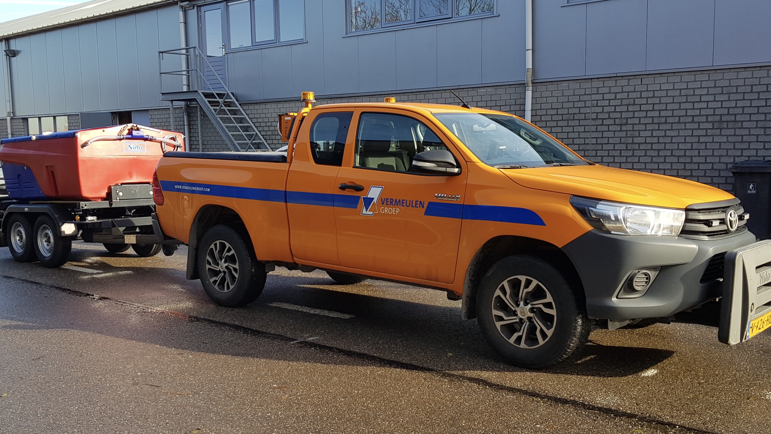 Kijk niet raar op als je een strooiwagen ziet rijden