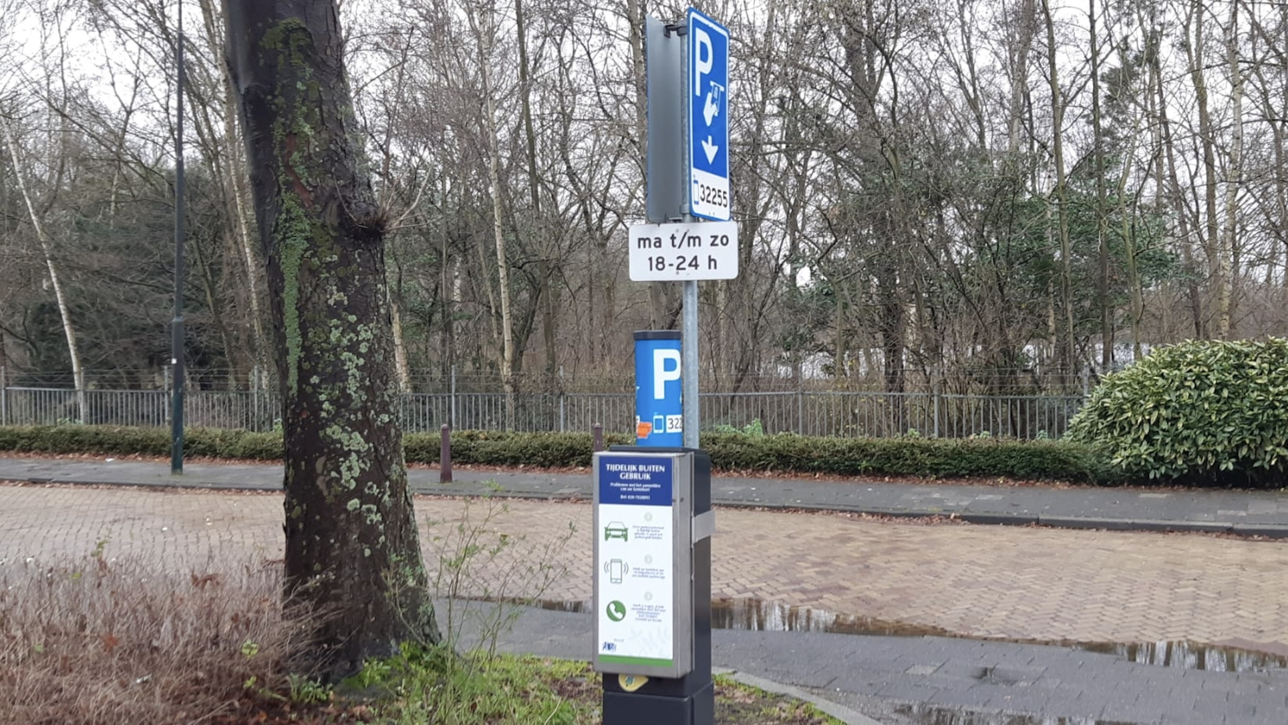 Tijdelijke afsluiting parkeerautomaten in Rijswijk tijdens Oudjaar