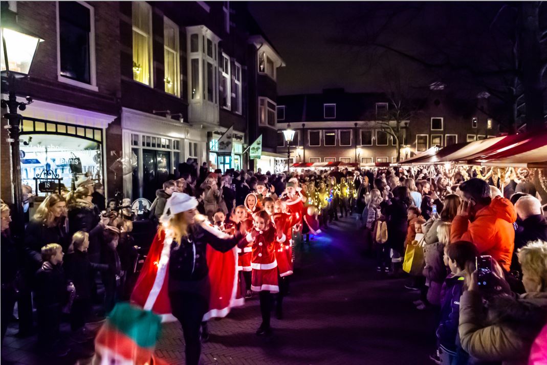 Dickens Festival in Oud Rijswijk: feestelijk, sfeervol en vanavond al