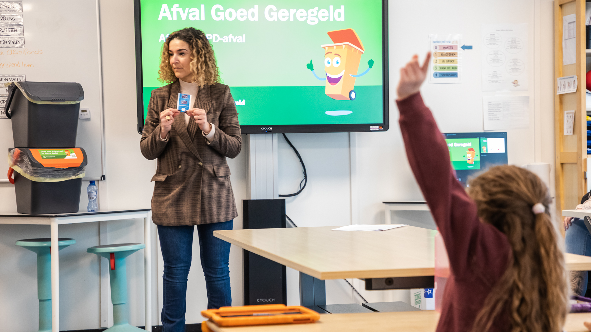 [VIDEO] Landelijk startsein plastic verpakkingen scheiden op Octantschool Schatkaart