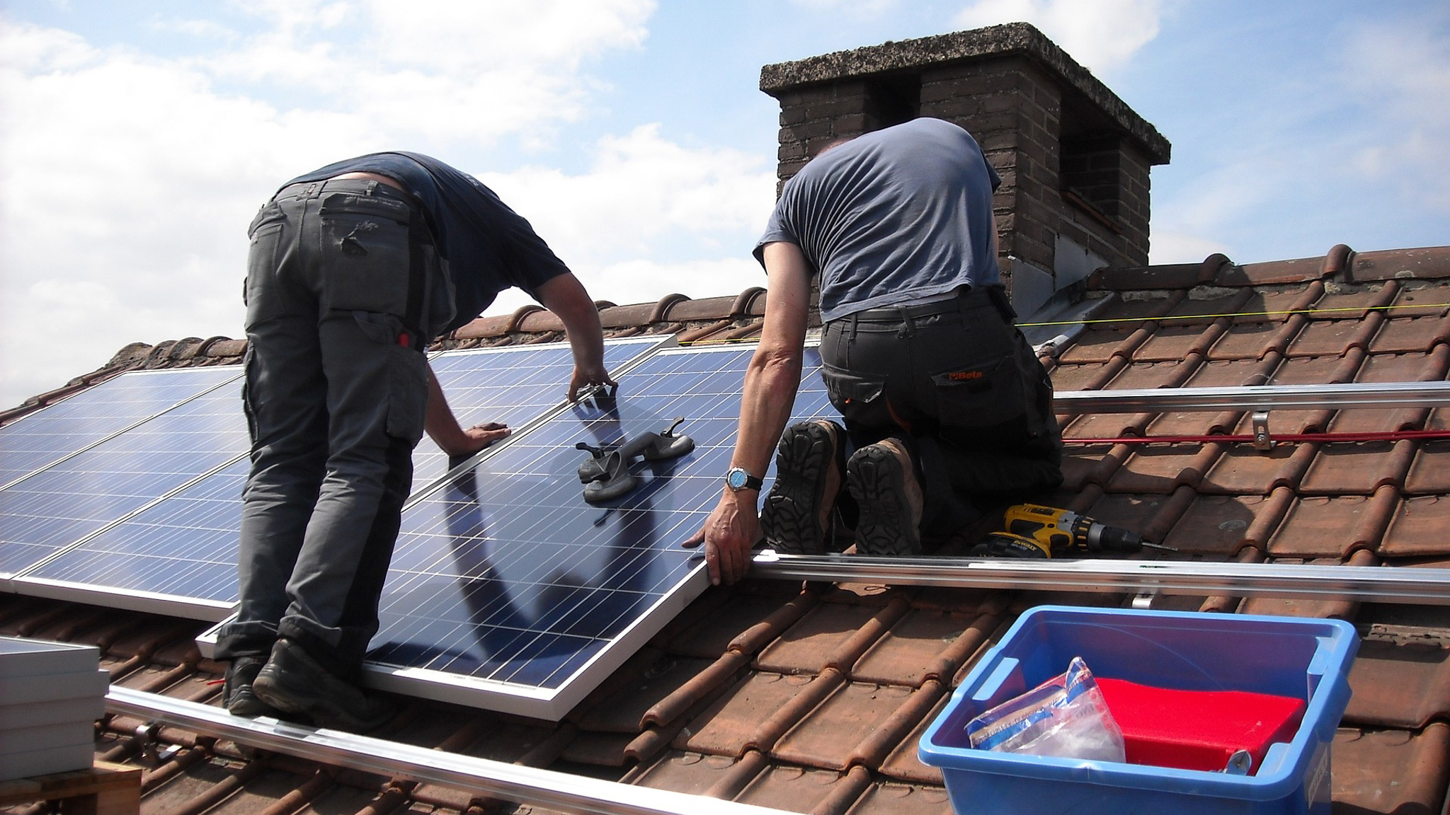 Gemeente en Regionaal Energieloket organiseren centrale inkoopactie zonnepanelen