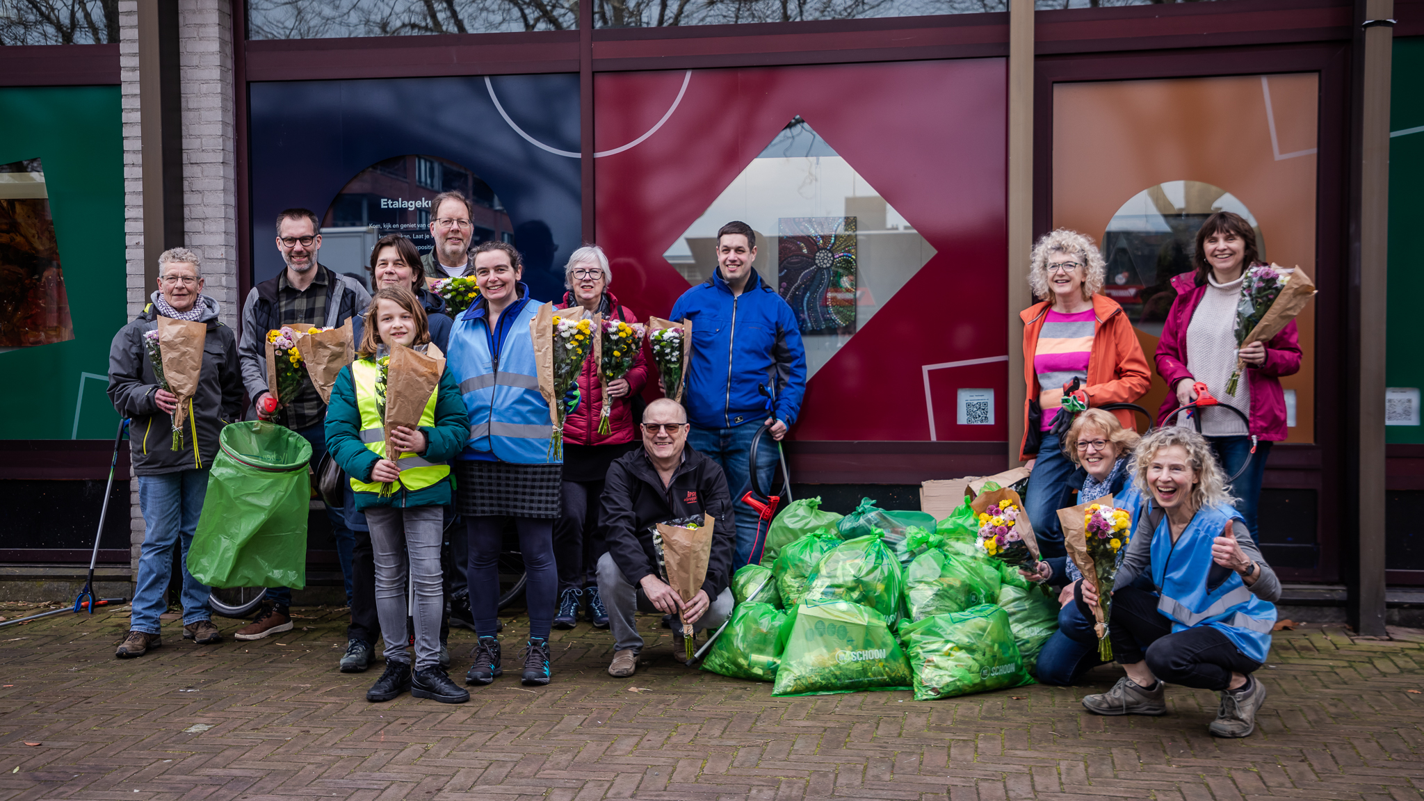 Inwoners ruimen buitenruimte op tijdens Landelijke Opschoondag