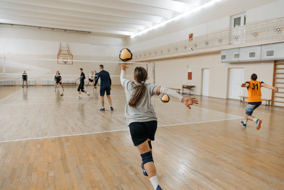 4-tegen-4 volleybaltoernooi voor leerlingen uit groep 5 tot 8