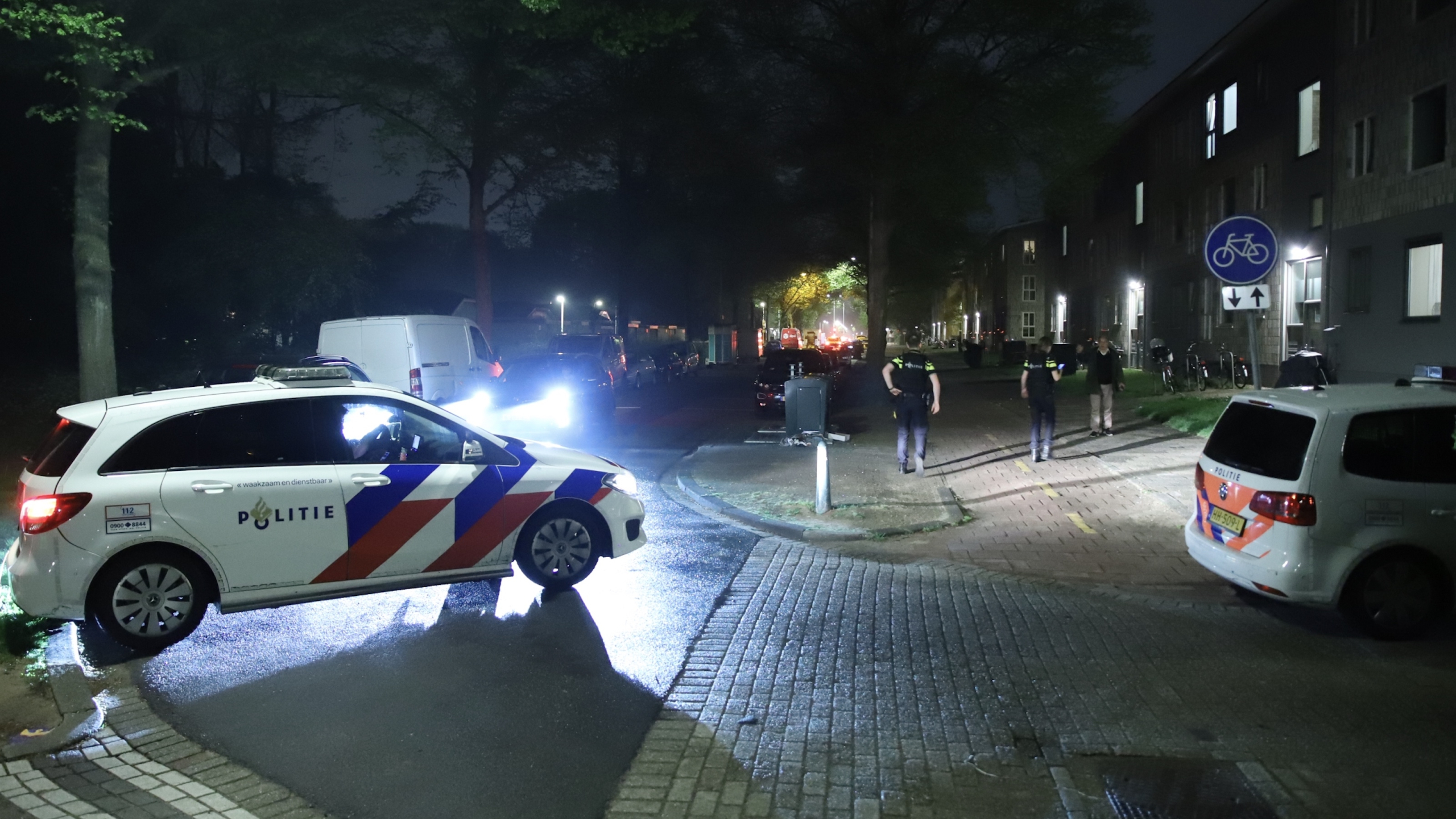 Kruisvaarderspark volledig afgezet door politie na melding mogelijke schietpartij