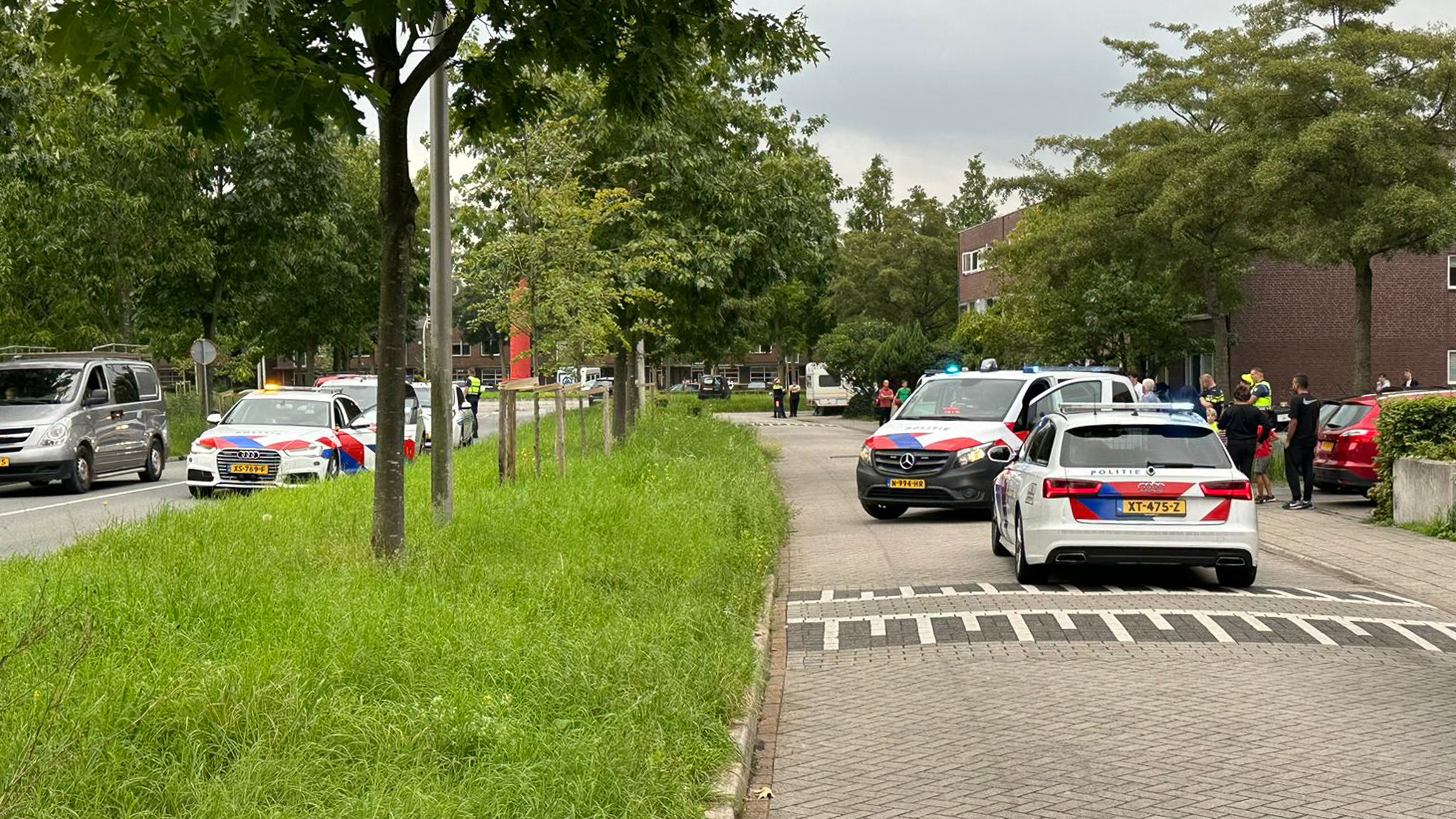 Auto klemgereden in Delfgauw na achtervolging