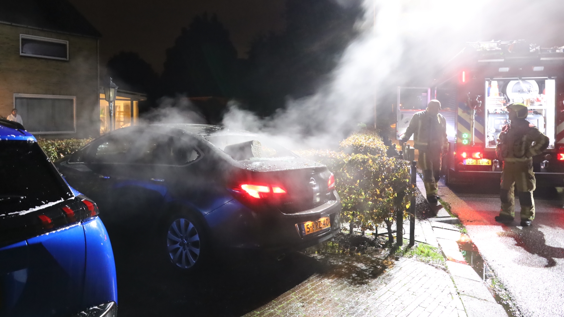 Auto in brand gestoken aan Kortelandseweg Nootdorp