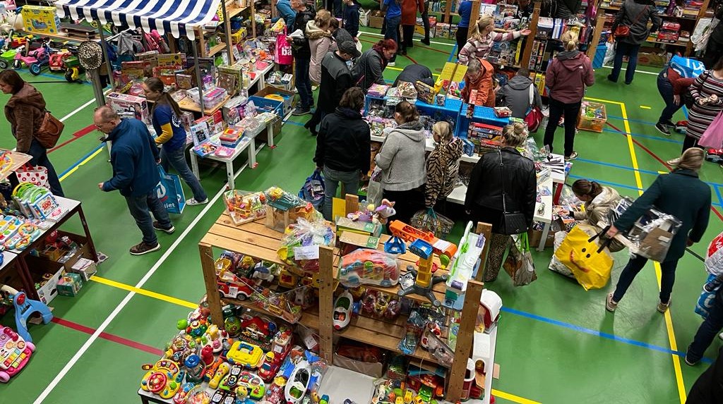 Harlekino speelgoedbeurs groot succes